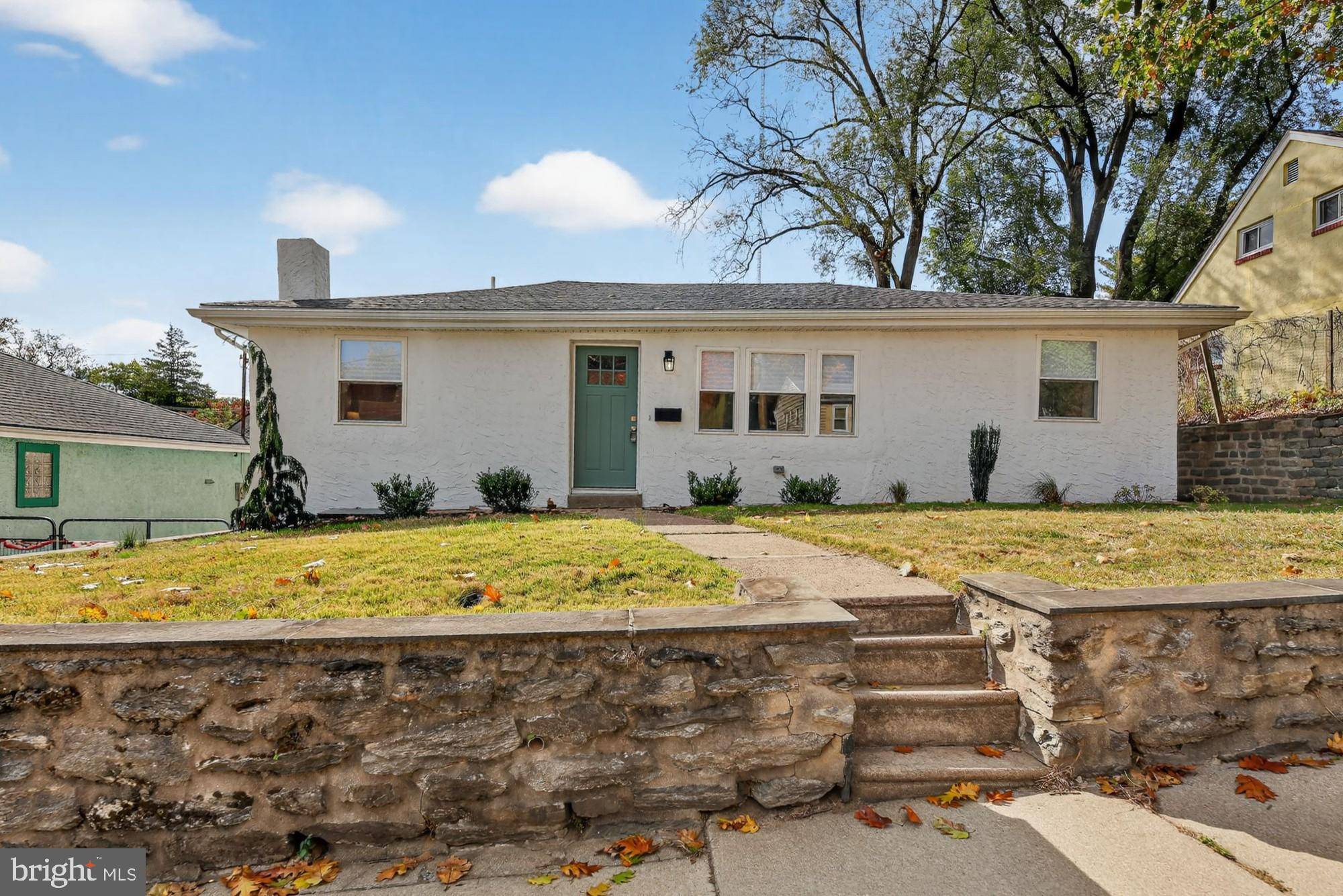 Philadelphia, PA 19128,6948 SILVERWOOD ST