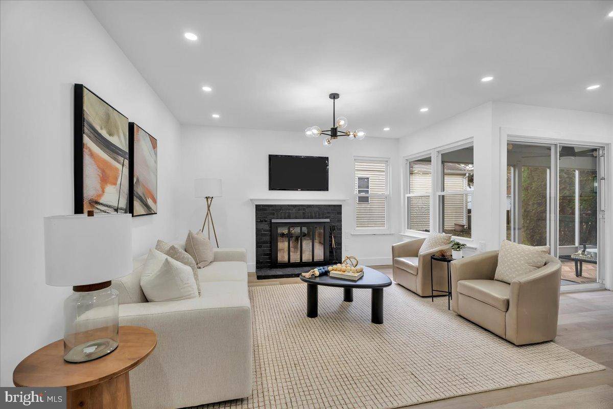 Southampton, NJ 08088,19 DUNSTABLE RD