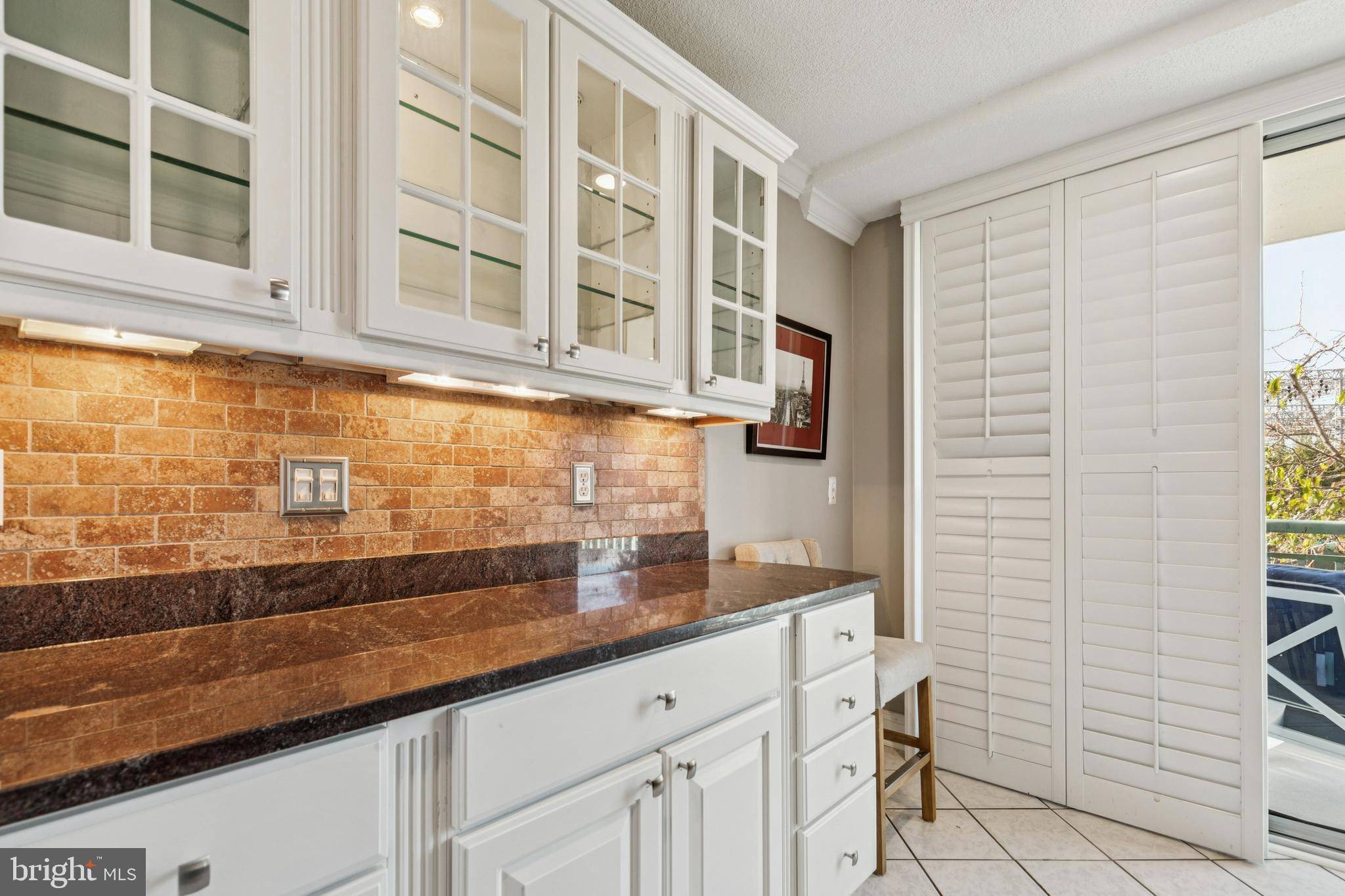 Alexandria, VA 22314,501 SLATERS LN #108