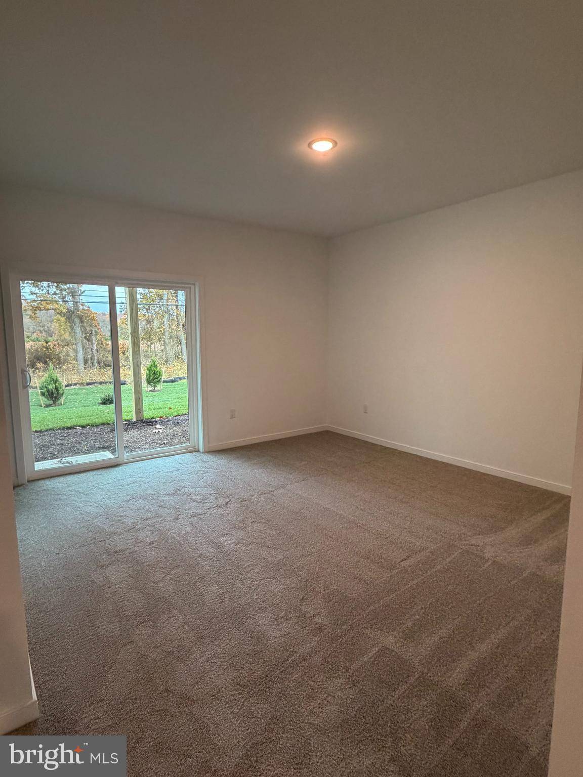 Berlin, NJ 08009,67 BASSWOOD ST