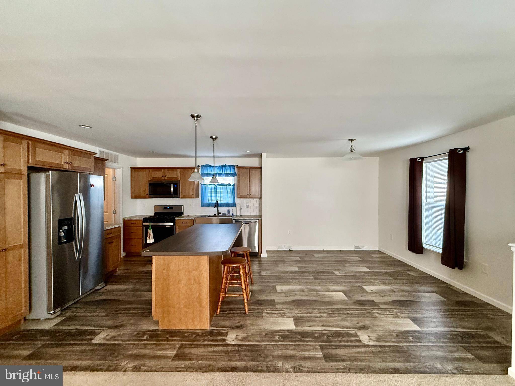 Williamstown, NJ 08094,8 LYDIAN DRIVE