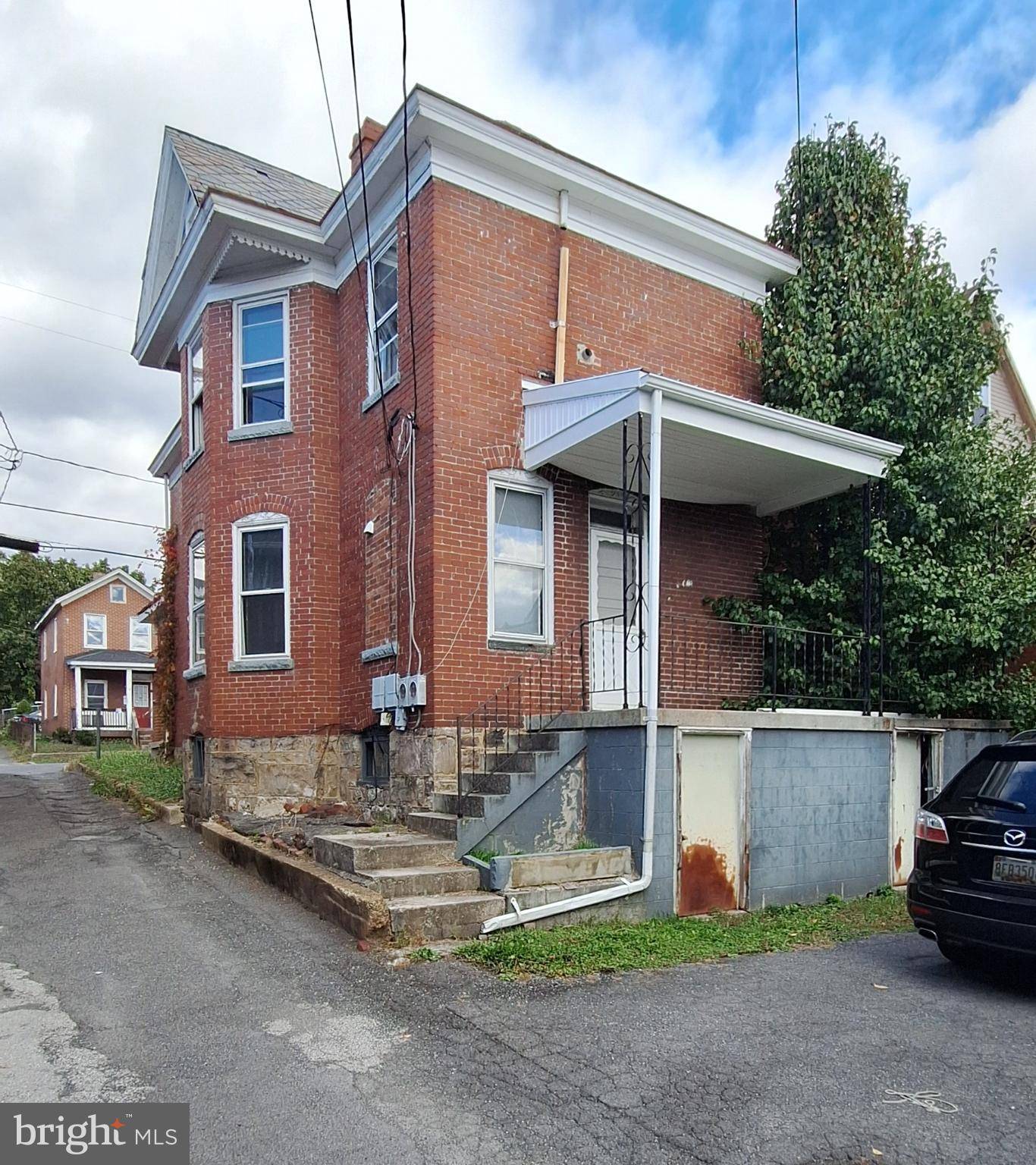 Cumberland, MD 21502,11 E FIRST ST