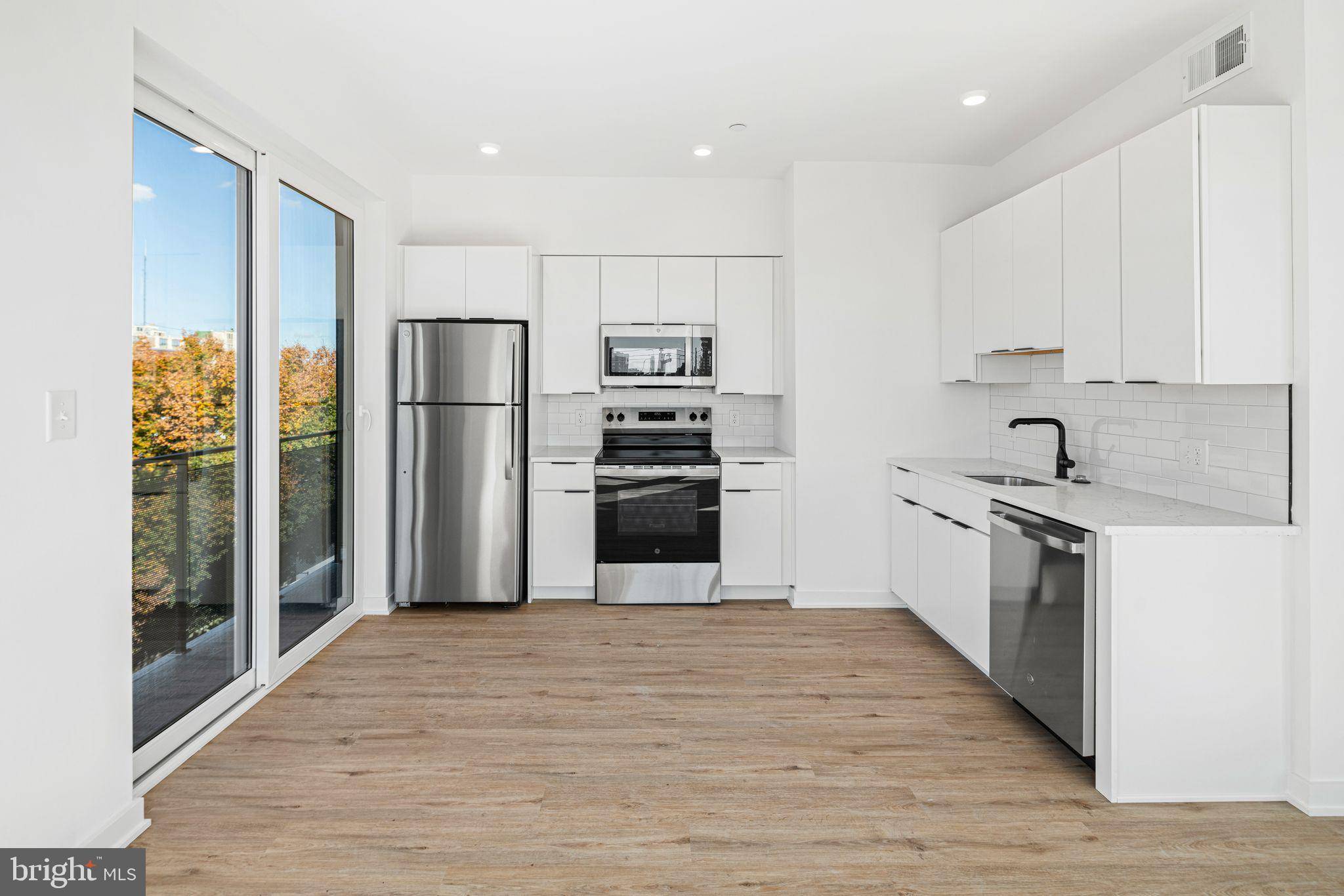 Philadelphia, PA 19122,701 CECIL B MOORE AVE #UNIT 1