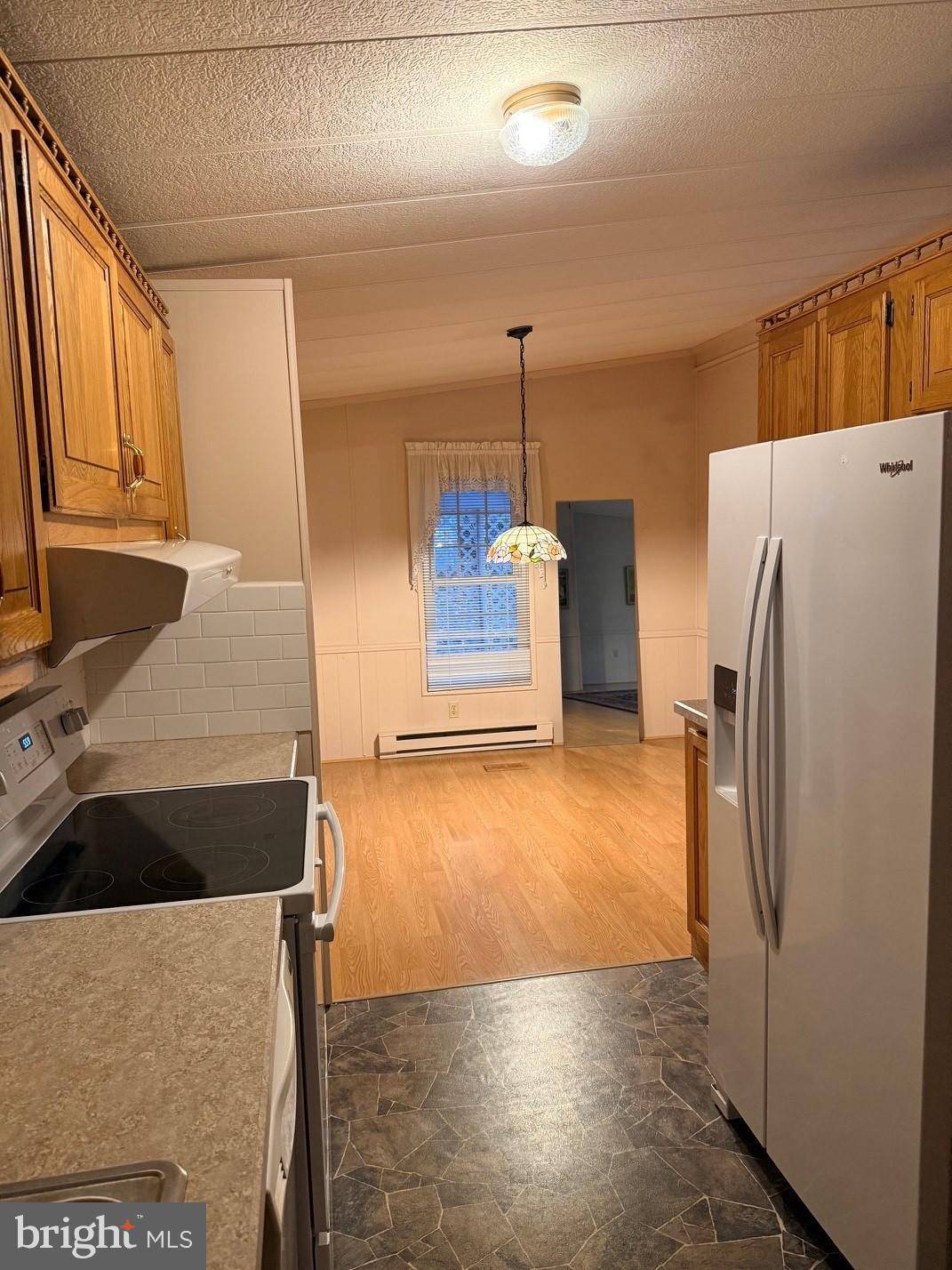 Manheim, PA 17545,303 MAPLE AVE TP-0211