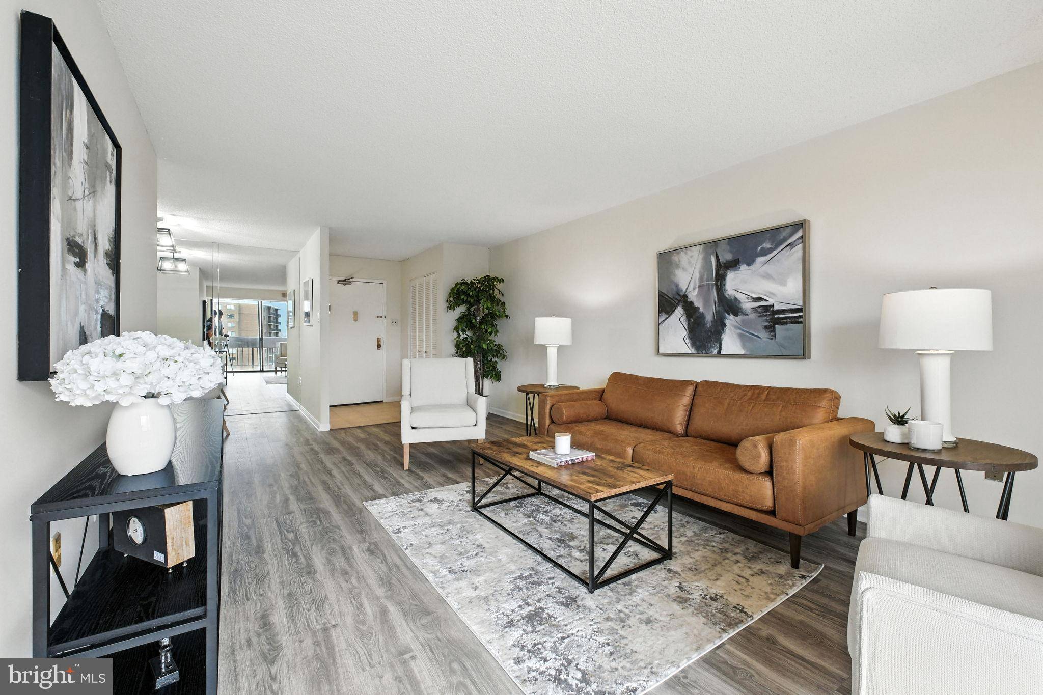 Alexandria, VA 22304,5300 HOLMES RUN PKWY #1210