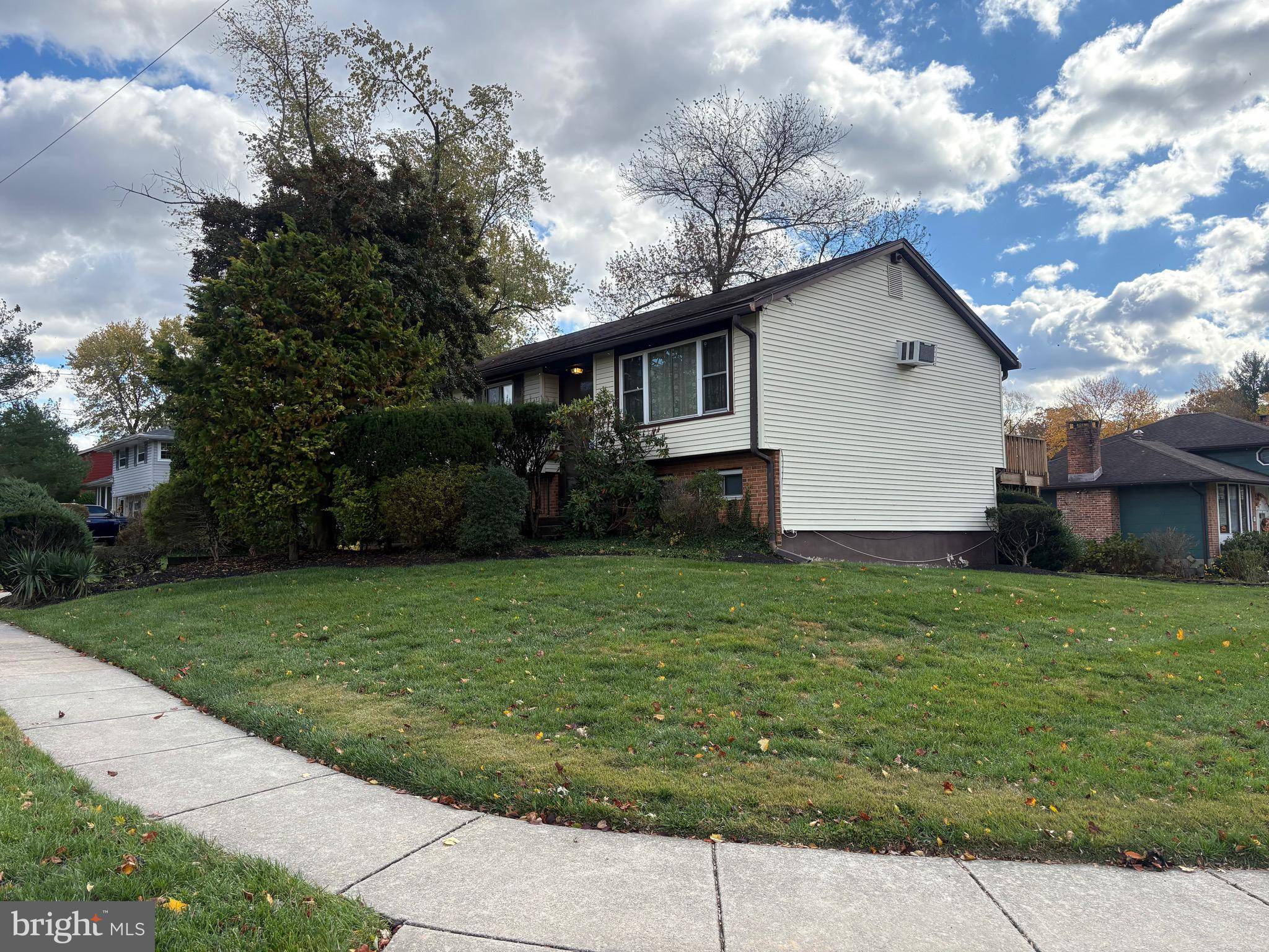 Somerdale, NJ 08083,301 DOWNING RD