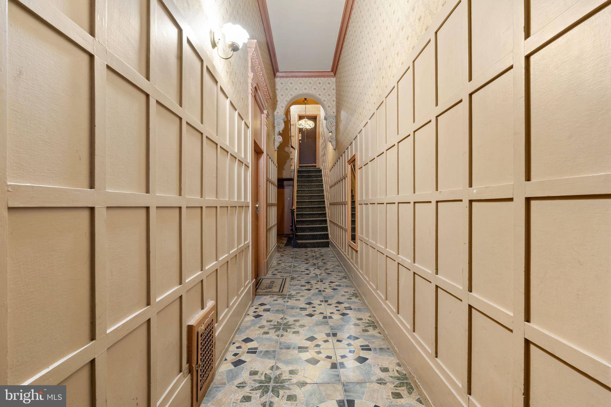 Philadelphia, PA 19102,1504 PINE ST