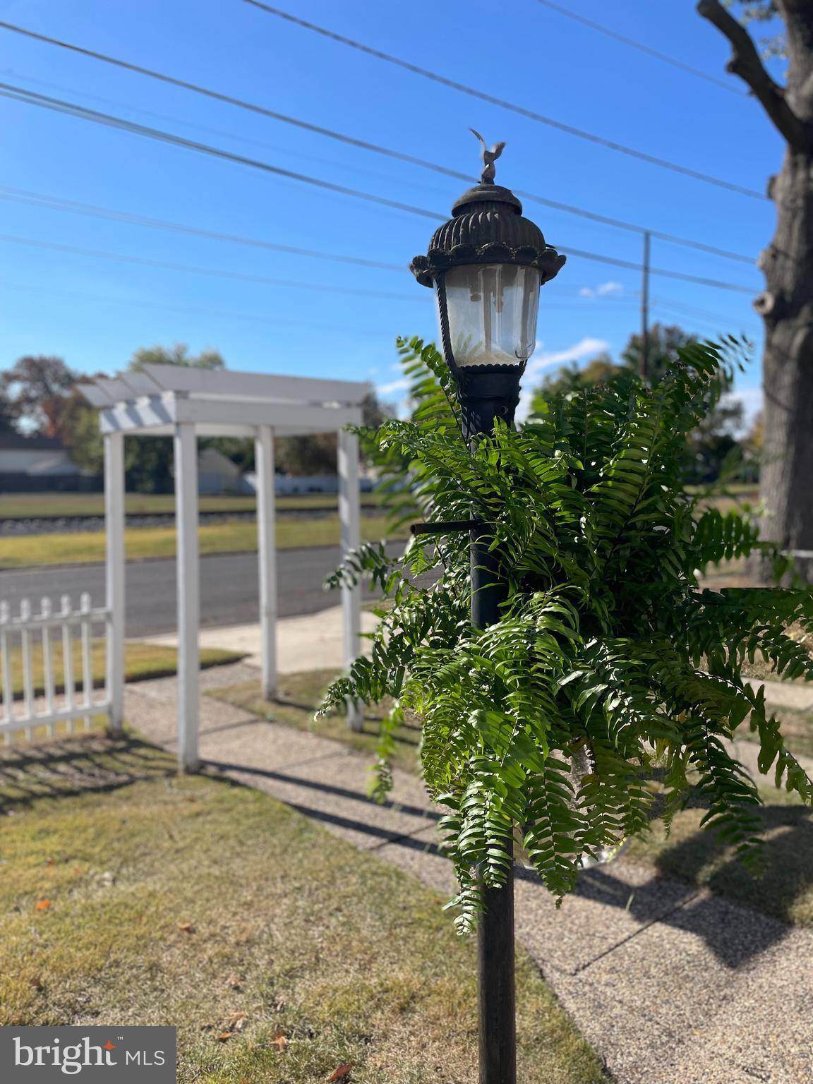 Maple Shade, NJ 08052,29 W BROADWAY