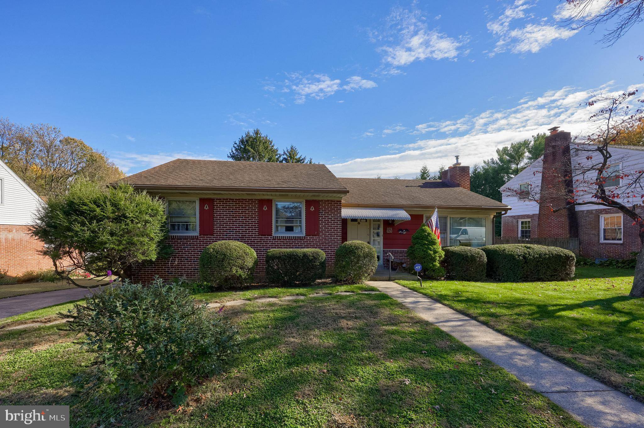 Lancaster, PA 17603,136 SPRINGHOUSE RD