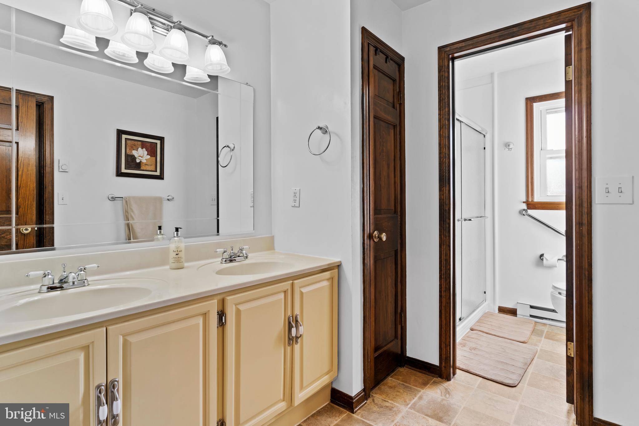 Carlisle, PA 17013,924 FORBES RD