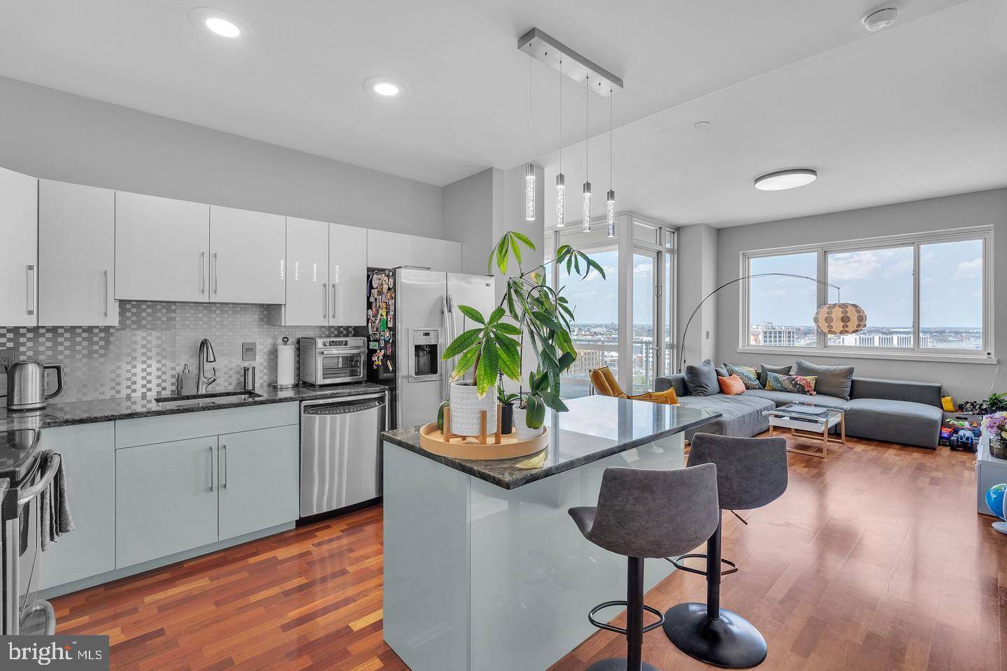 Philadelphia, PA 19123,901 N PENN ST #F1206