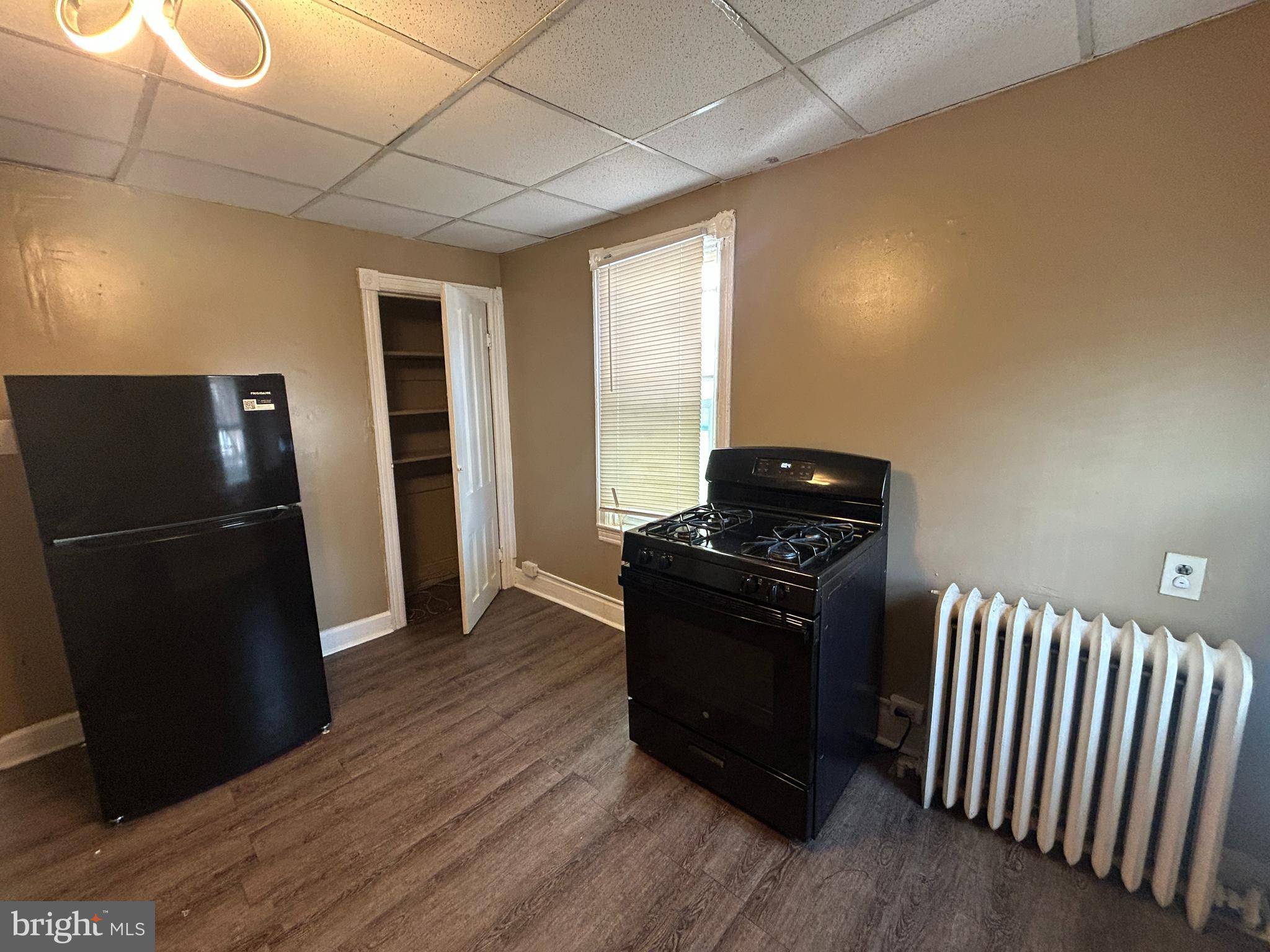 Trenton, NJ 08618,924 CARTERET AVE #3