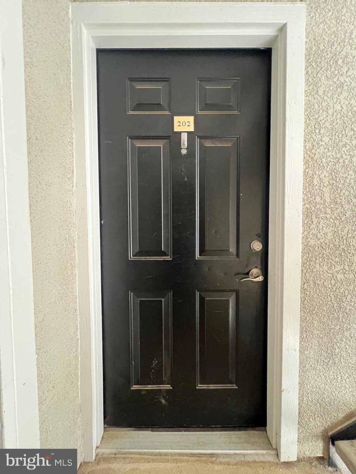 Mclean, VA 22102,1530 LINCOLN WAY #202