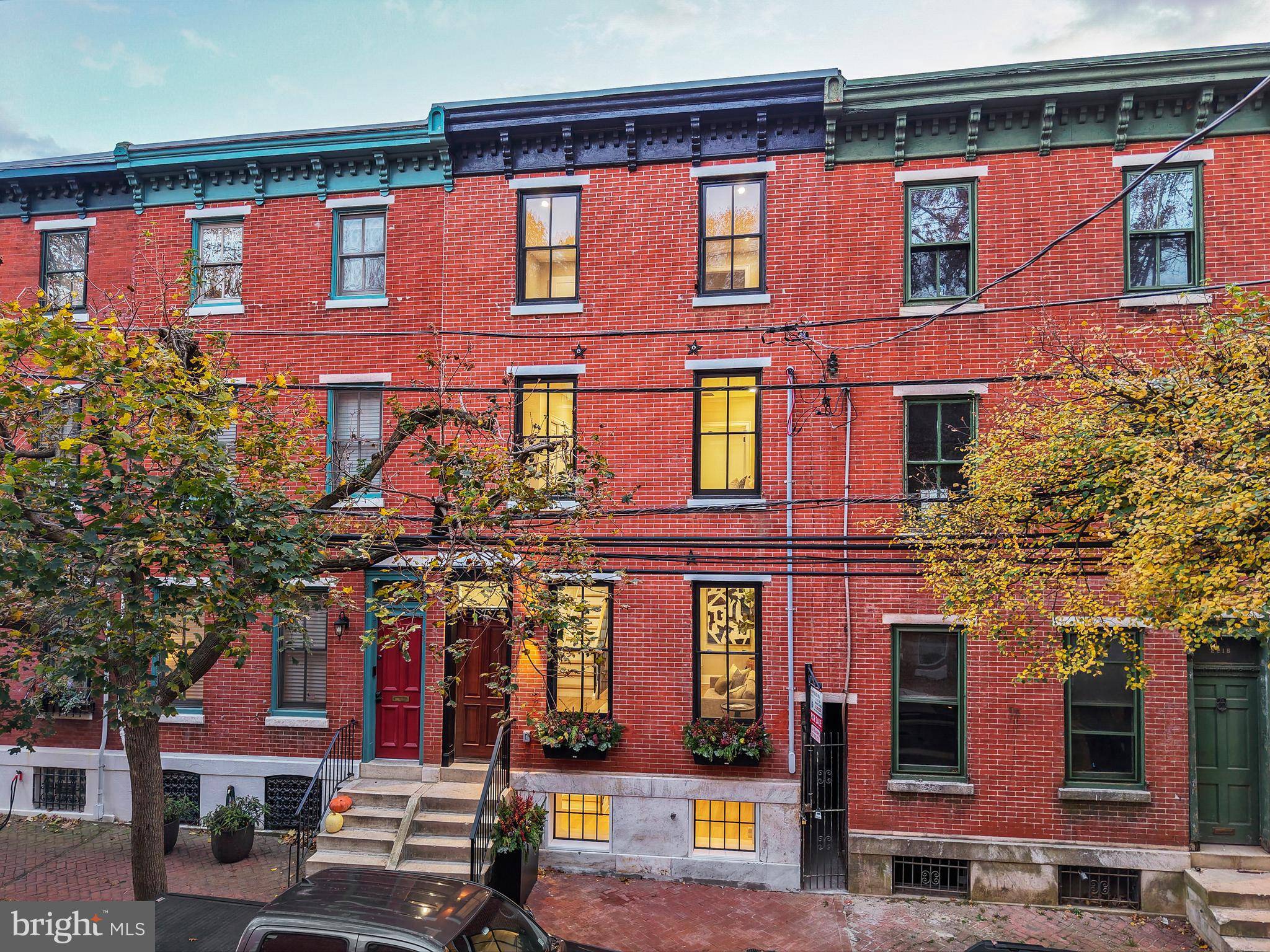 Philadelphia, PA 19130,2214 MOUNT VERNON ST