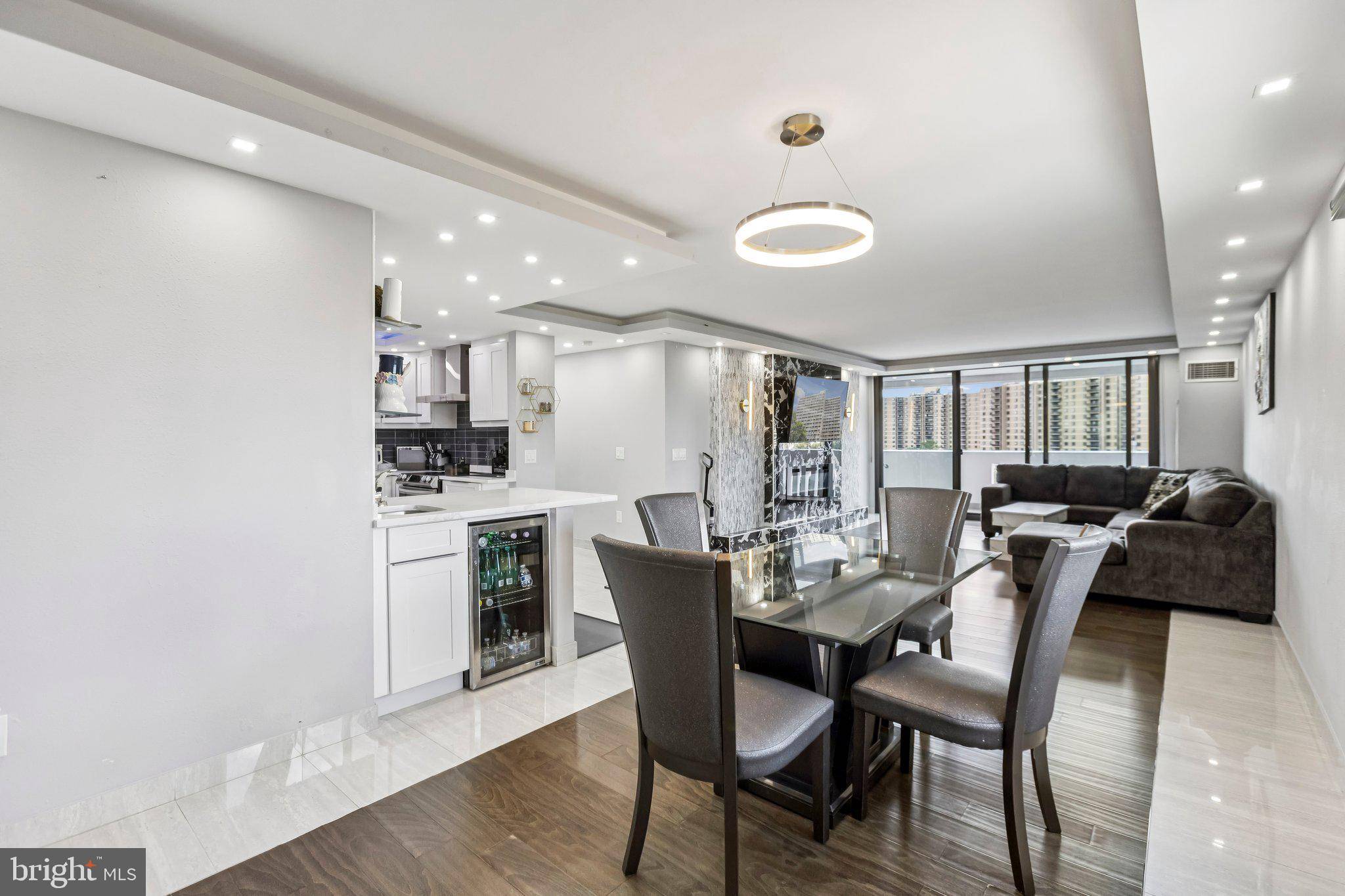 Alexandria, VA 22304,6101 EDSALL RD #1502