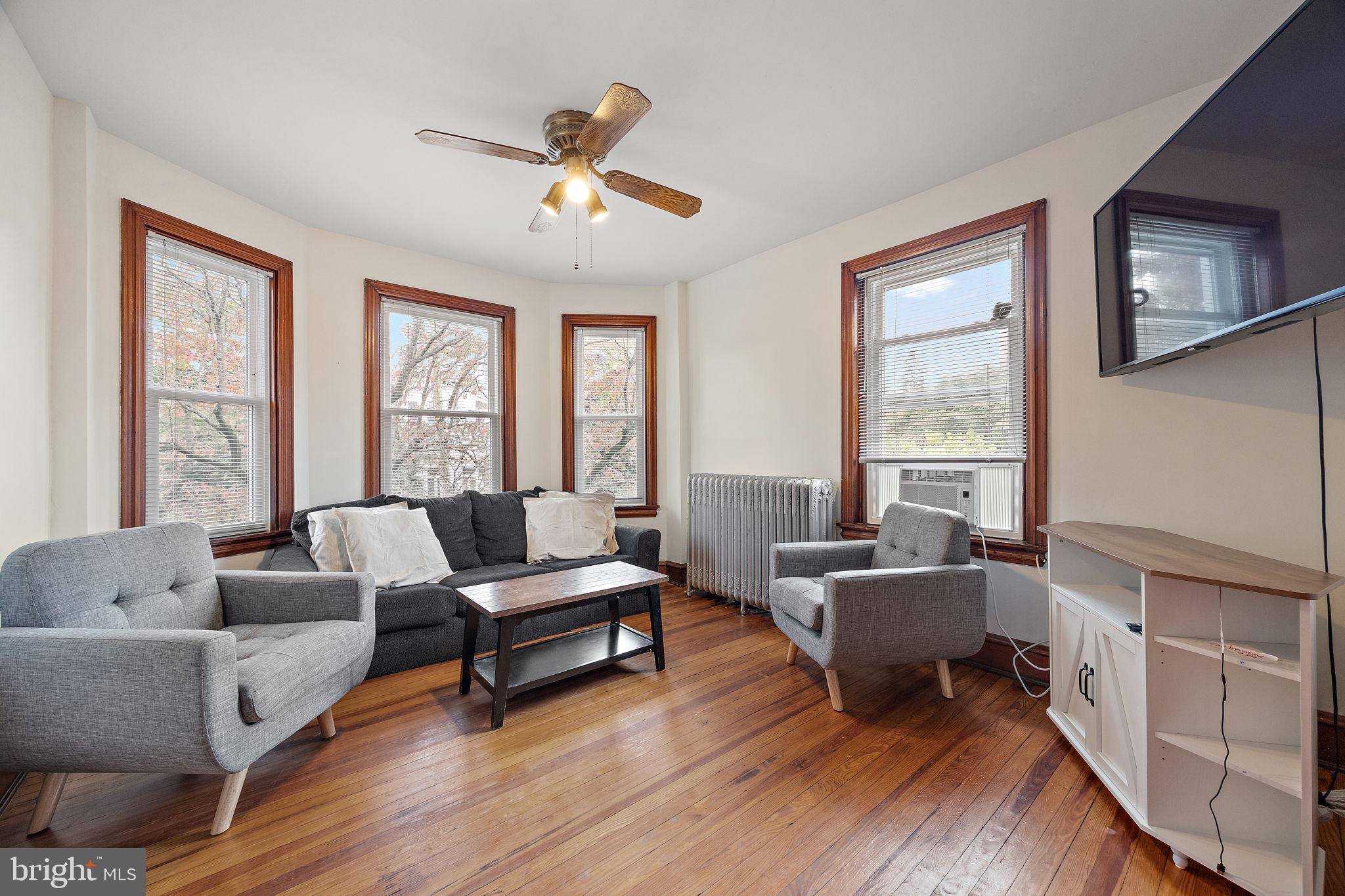 Wilmington, DE 19802,409 W 20TH ST #2