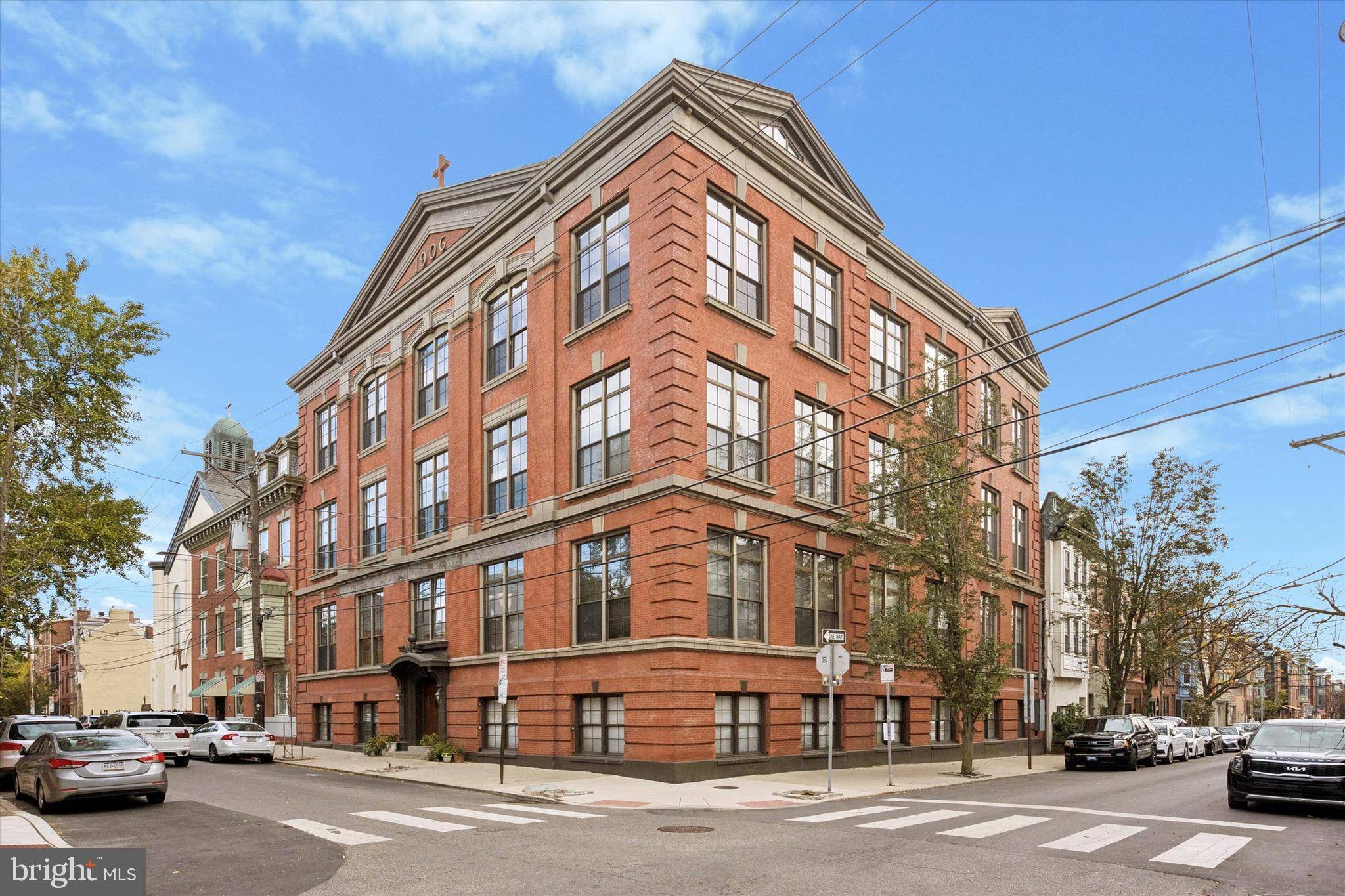 Philadelphia, PA 19147,246 FITZWATER ST #10