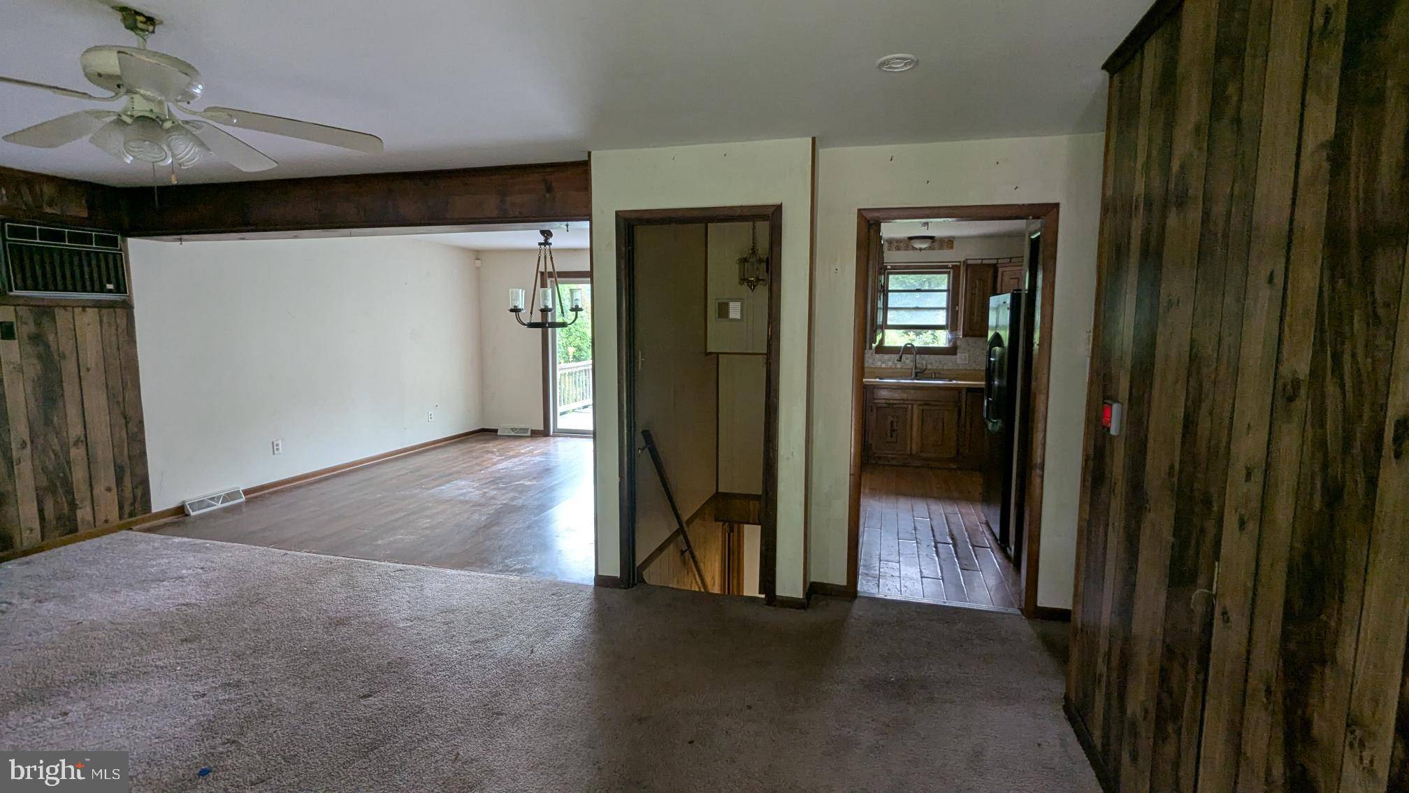 Carneys Point, NJ 08069,497 ROBINSON RD