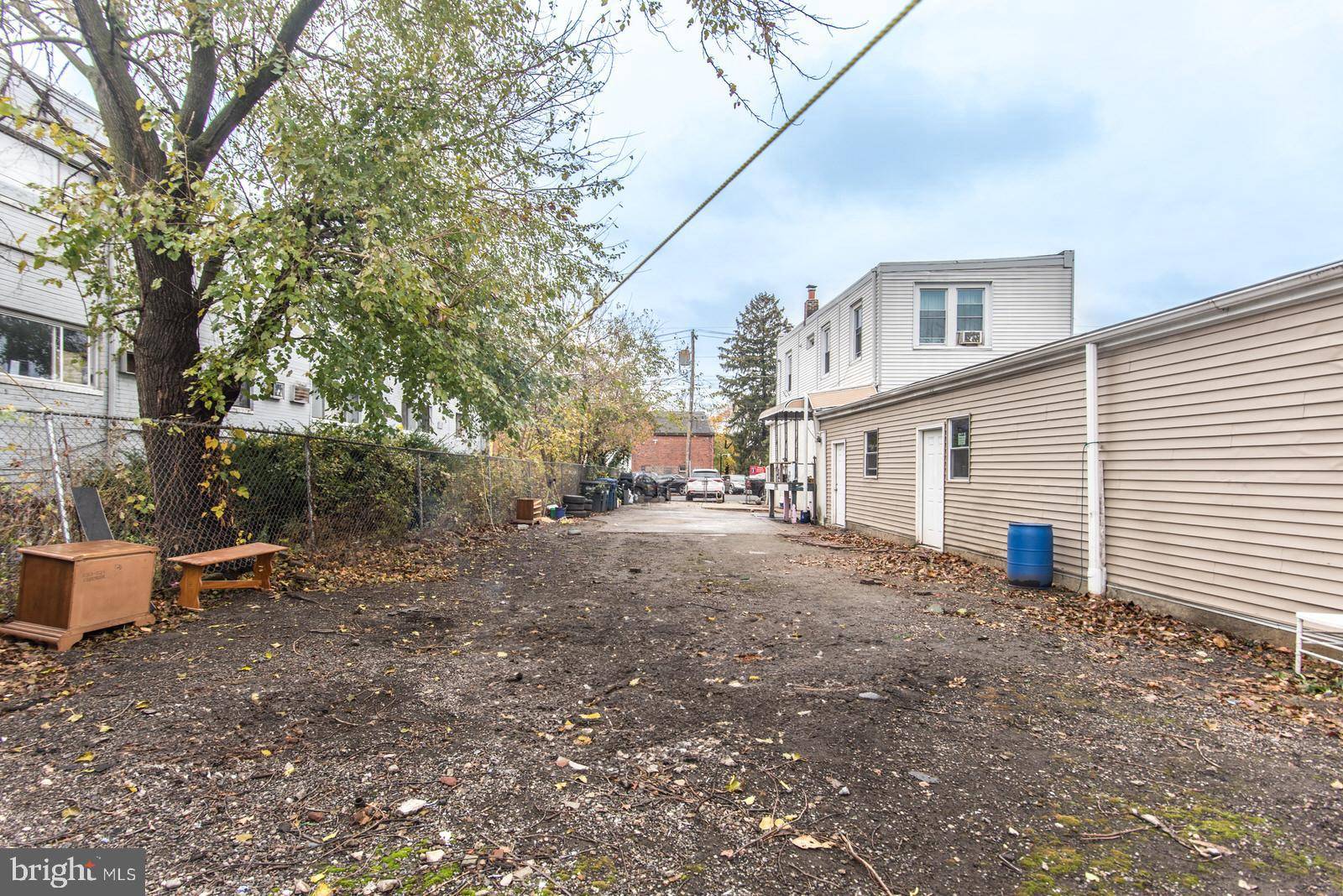 Philadelphia, PA 19120,4841 N 6TH ST