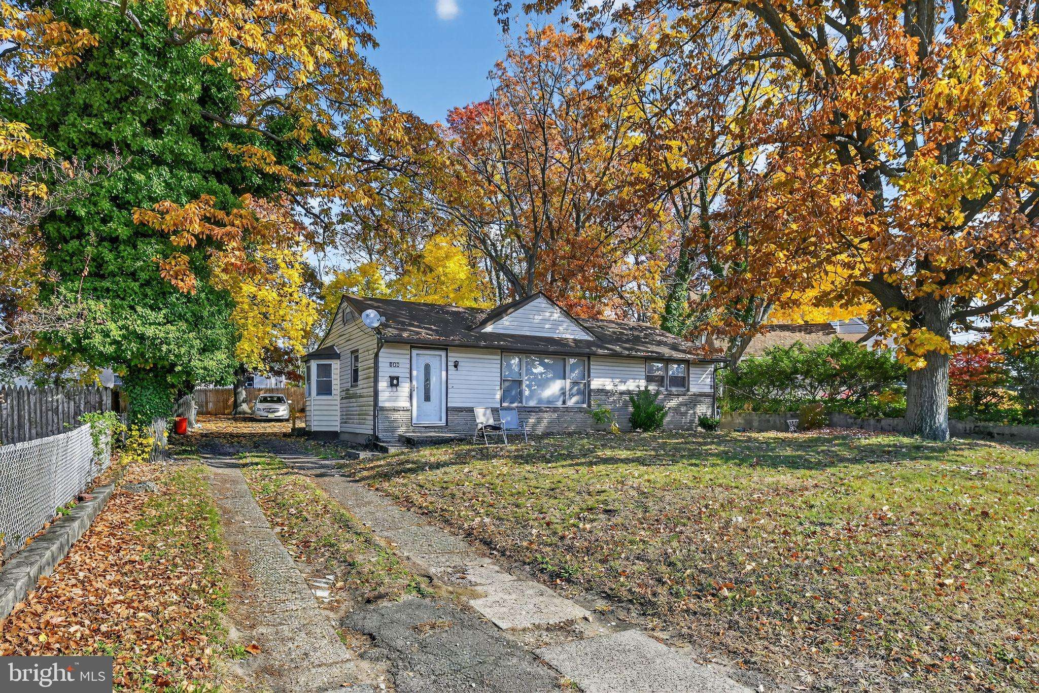 Lawnside, NJ 08045,109 WHITE HORSE PIKE N