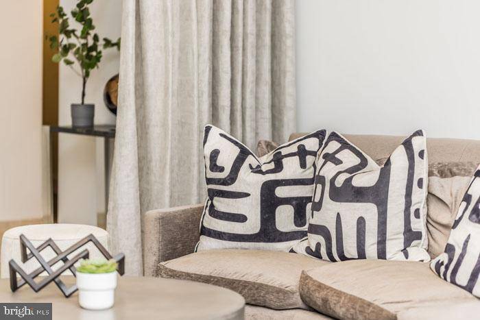 Phoenixville, PA 19460,131 BRIDGE ST #2B-2-2416