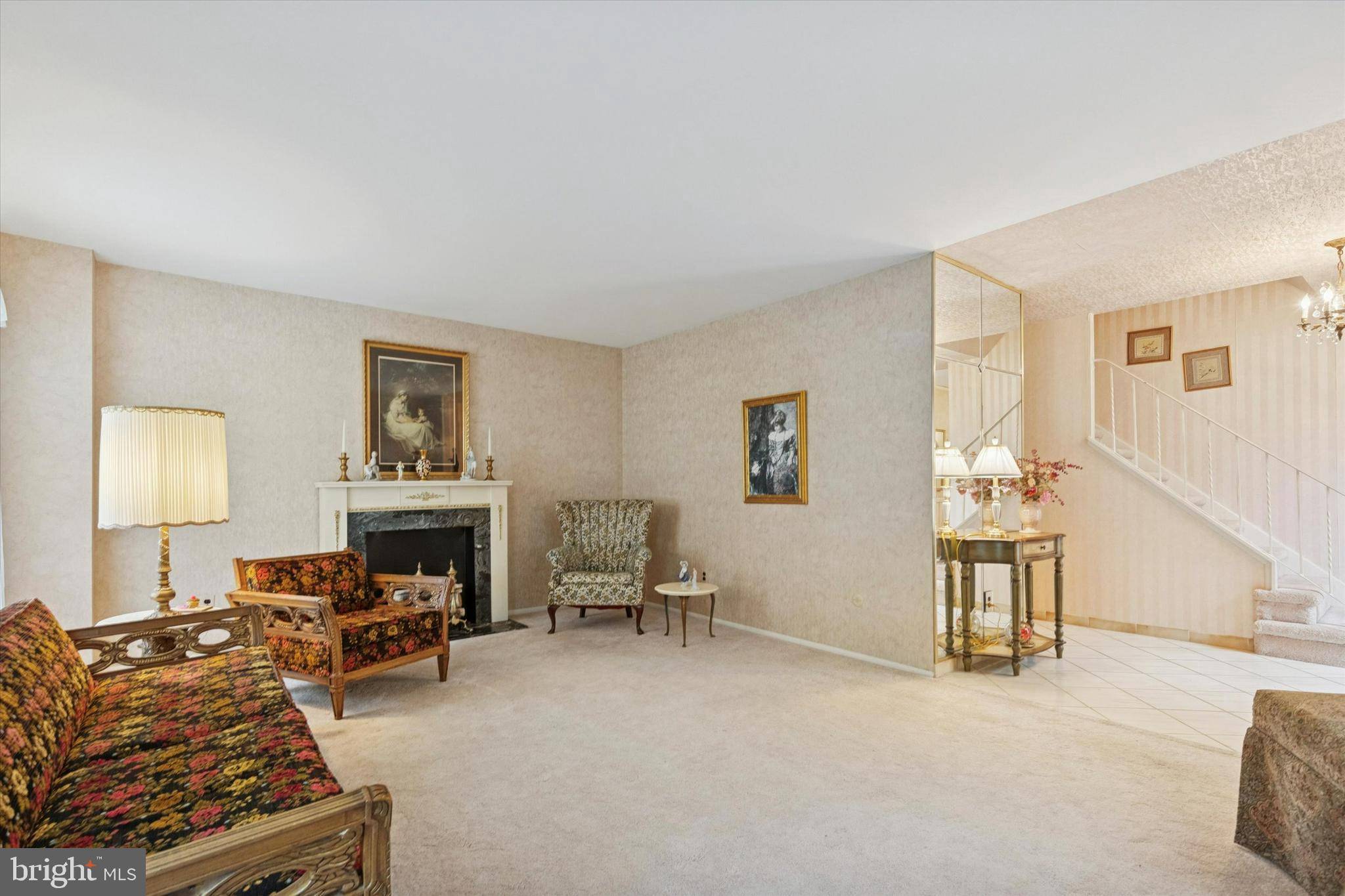 Philadelphia, PA 19116,115 GARDNER ST