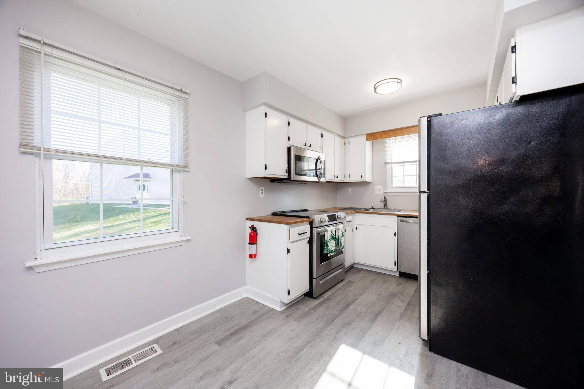 Downingtown, PA 19335,320 CARLYN CT