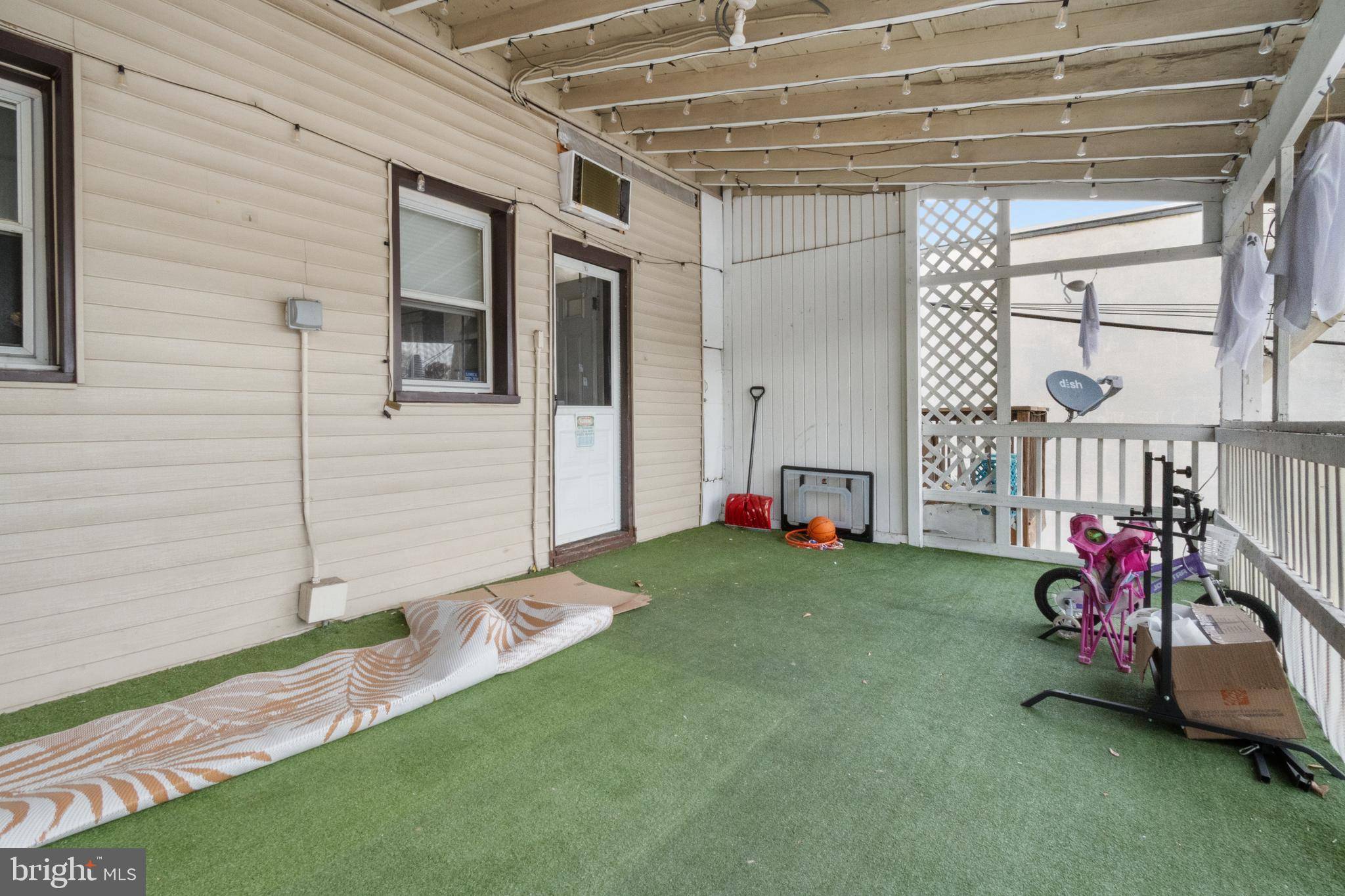 Oaklyn, NJ 08107,204 W CLINTON AVE #2ND FLOOR