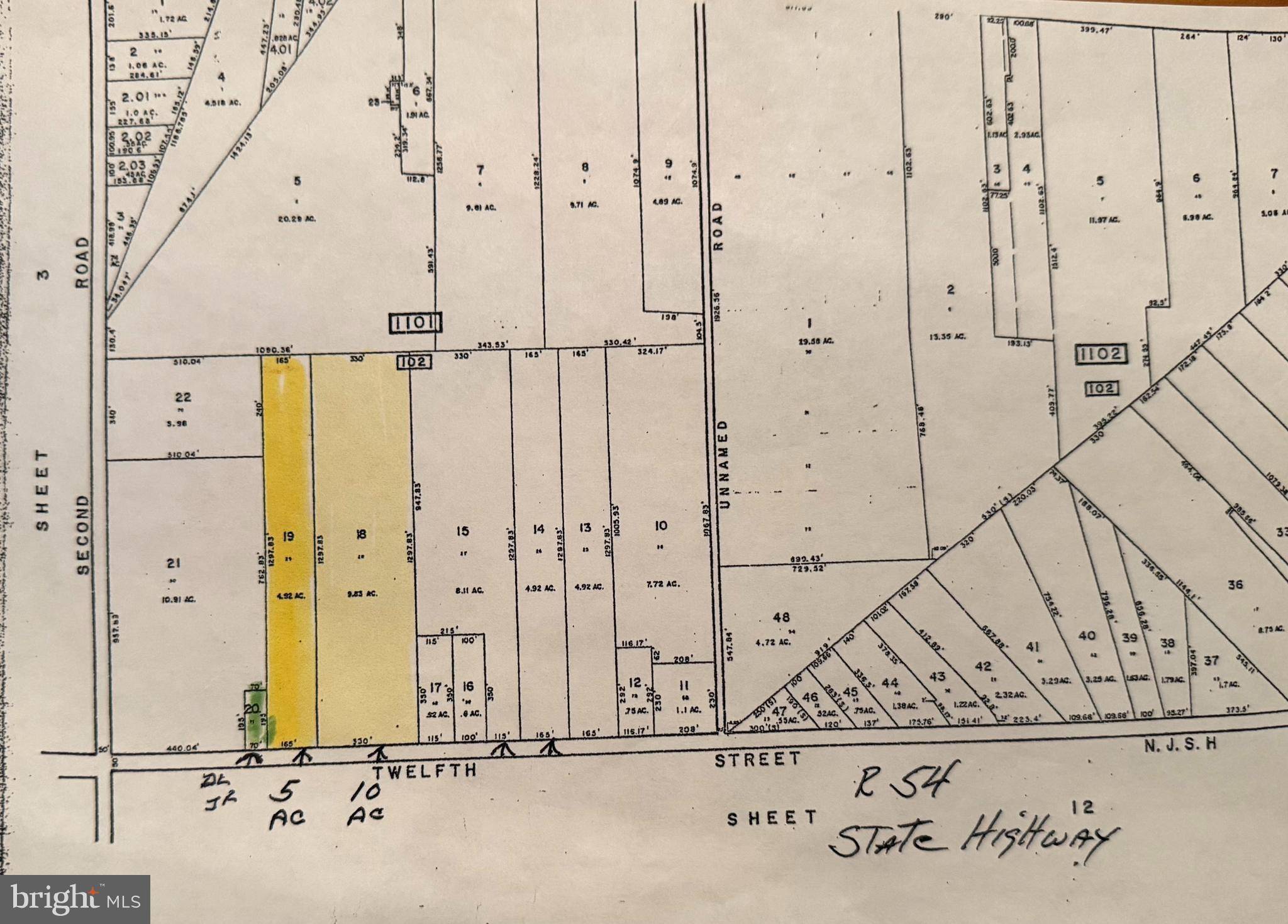 Hammonton, NJ 08037,889 12TH ST