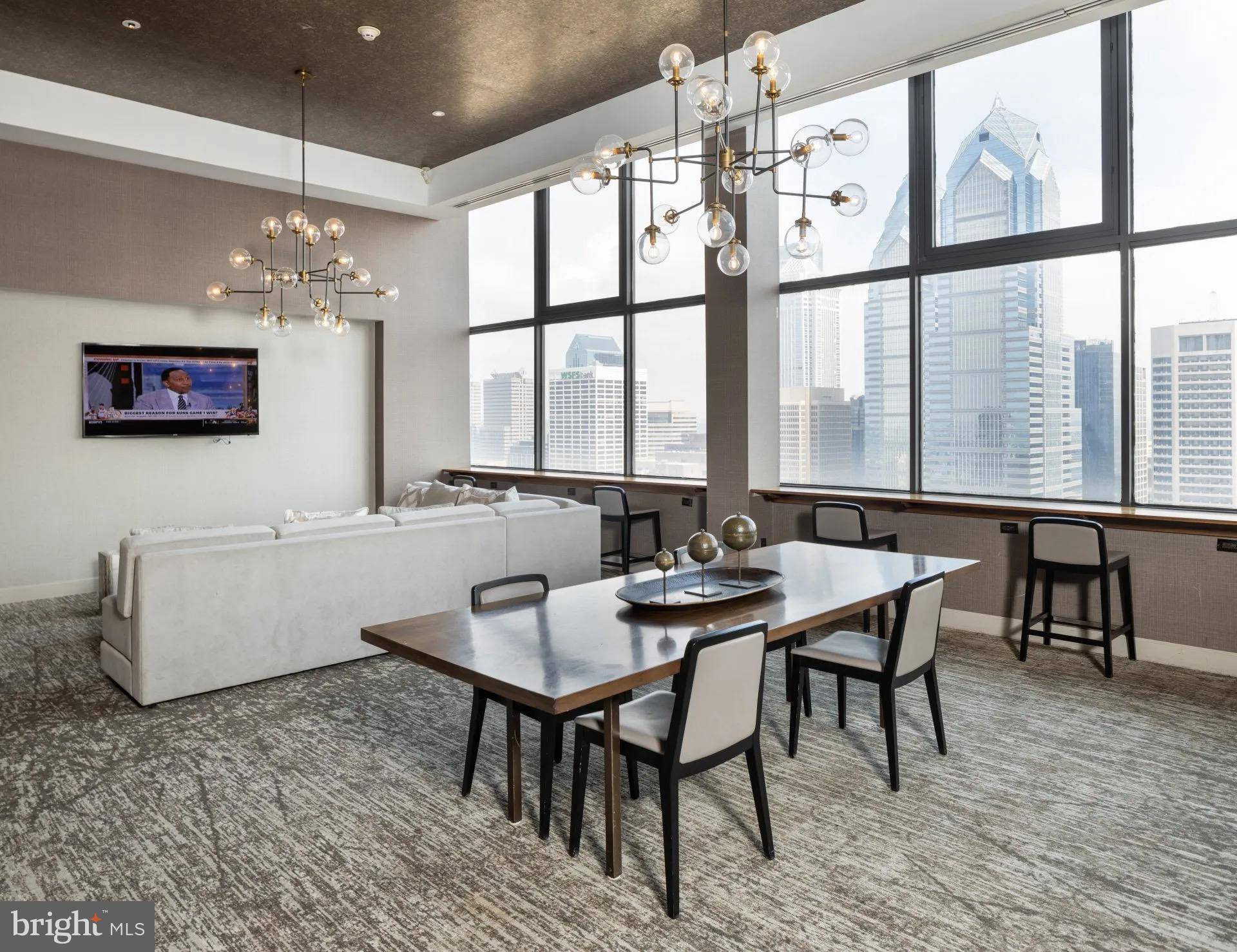 Philadelphia, PA 19102,1500 LOCUST ST #0B-1719