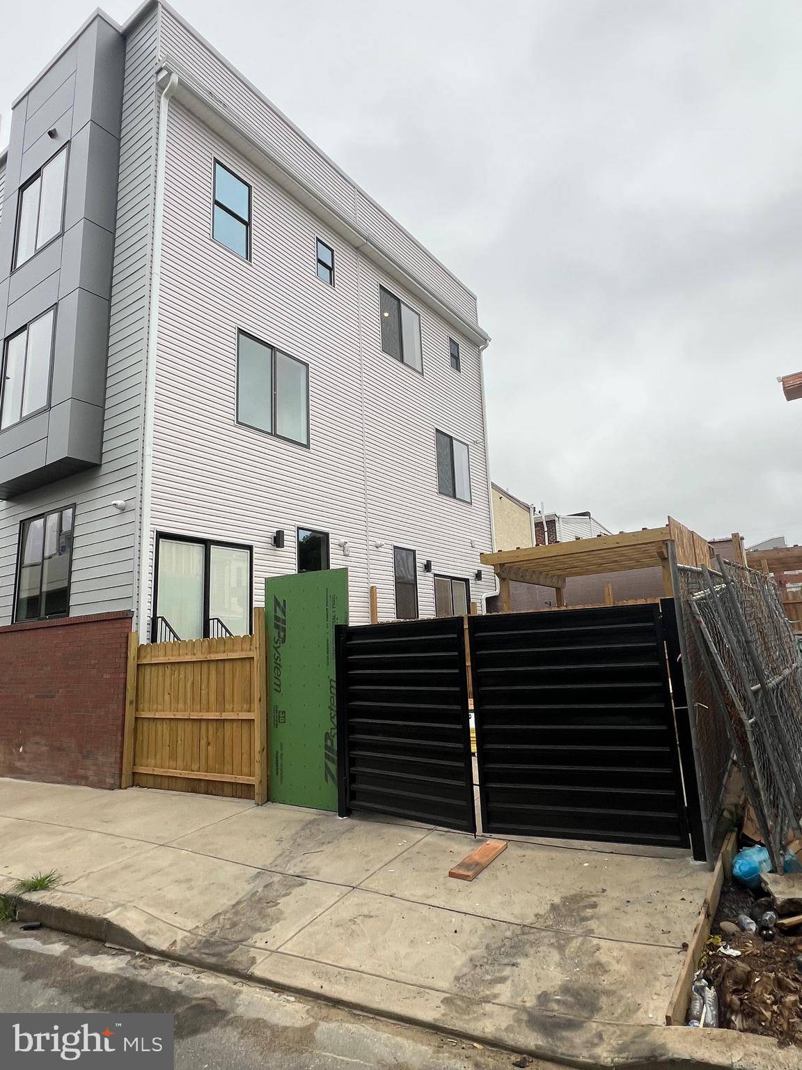 Philadelphia, PA 19125,1019 E PALMER ST