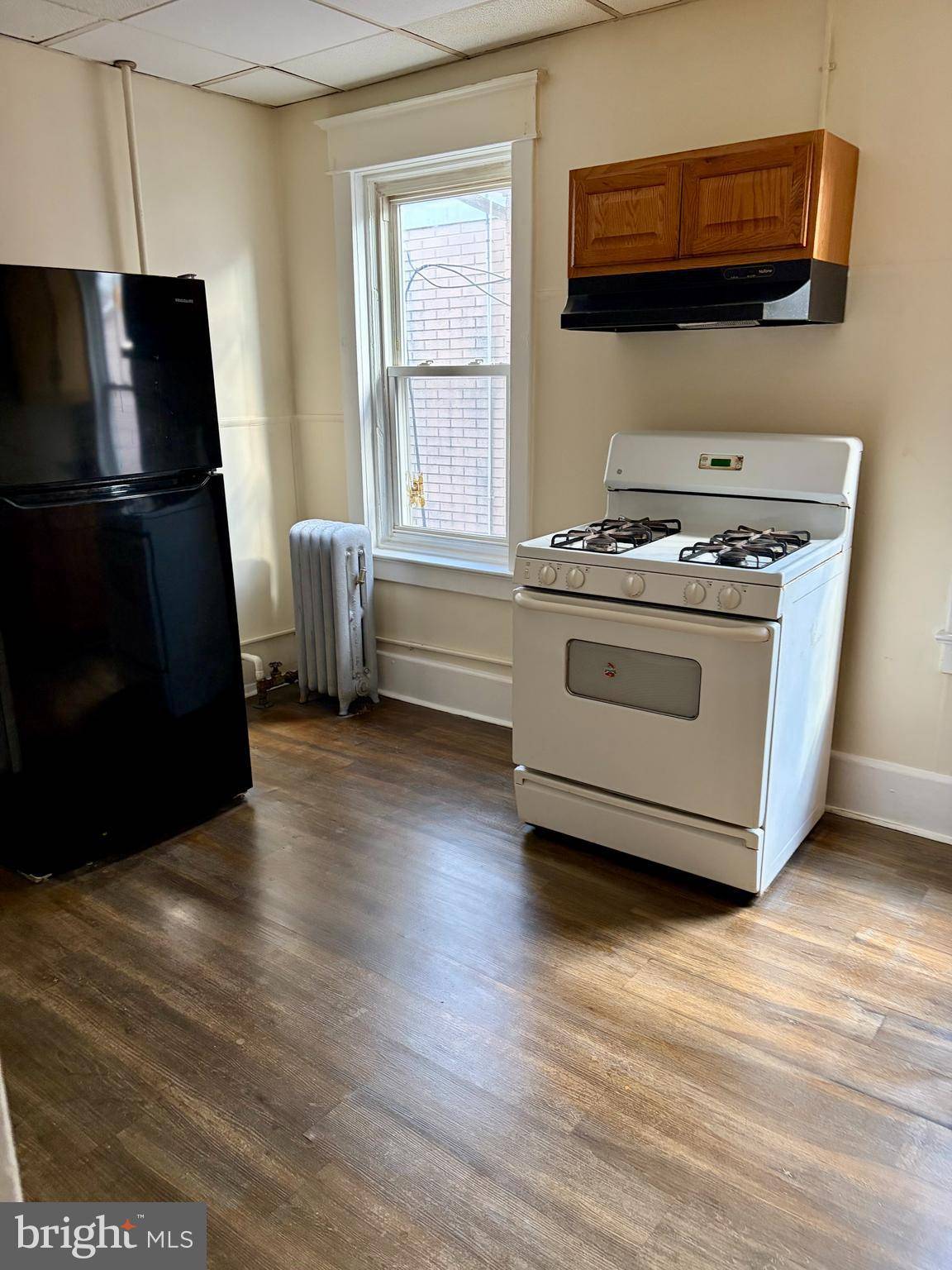 Trenton, NJ 08629,325 CUYLER AVE