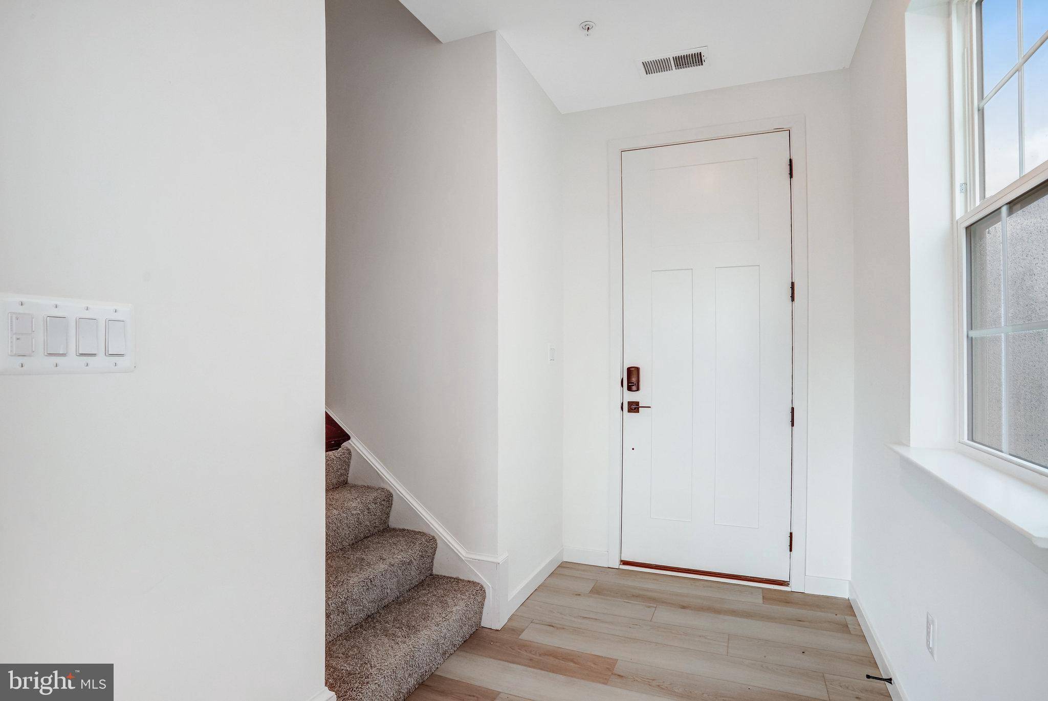 Glen Burnie, MD 21060,5733 HOWARD DR