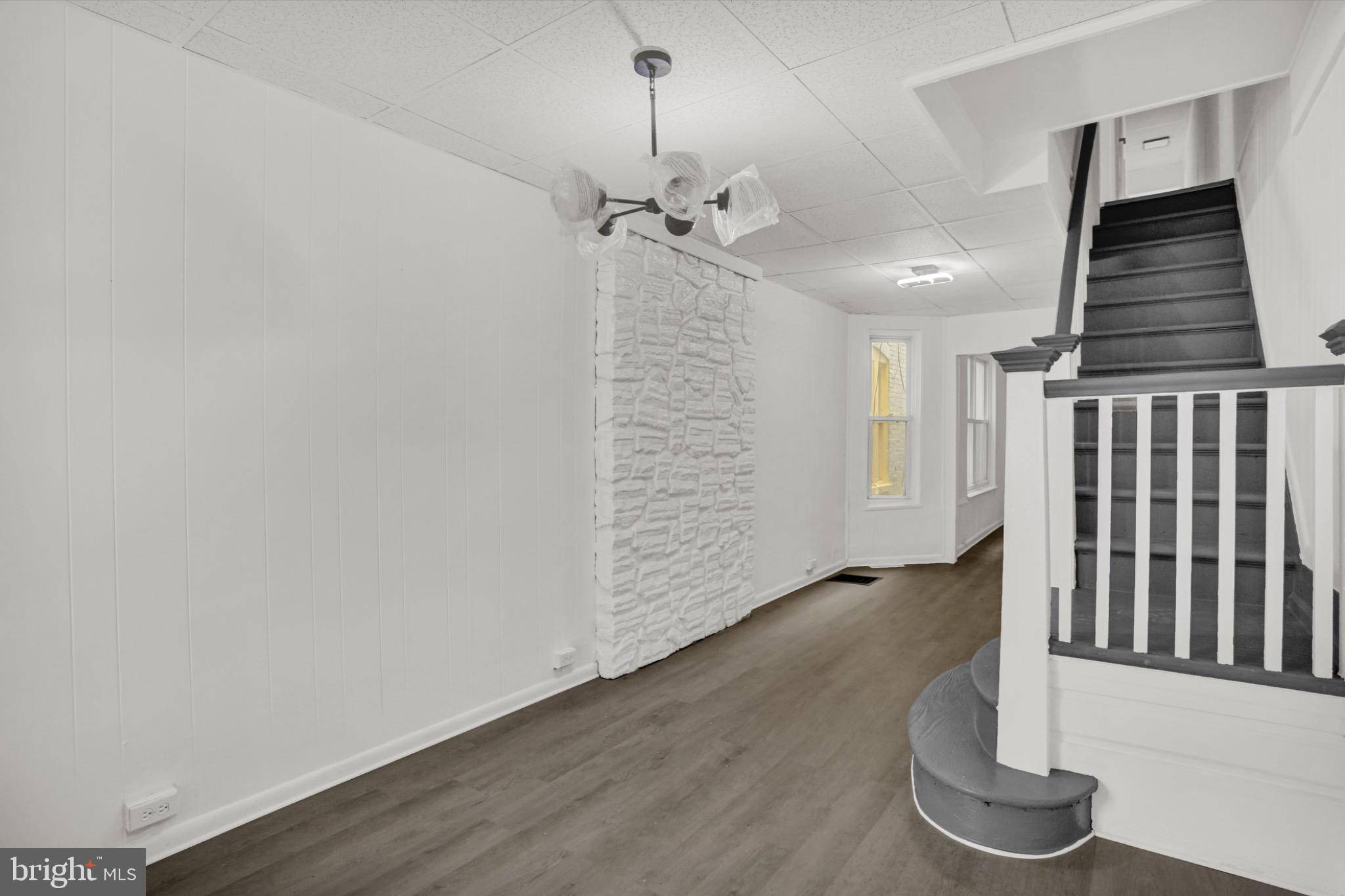 Reading, PA 19601,221 N 11TH ST