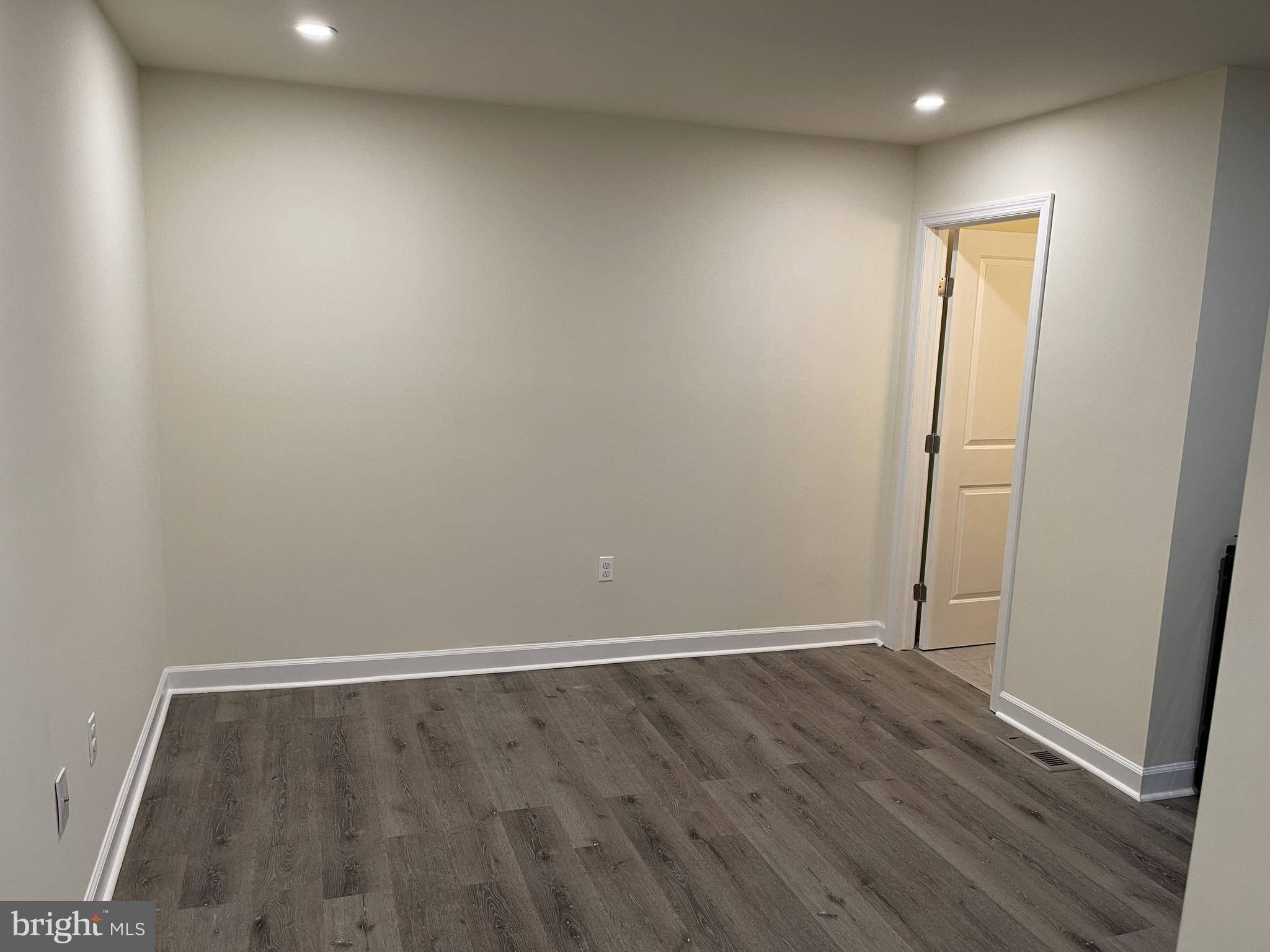 Glassboro, NJ 08028,351-349 OAKWOOD AVE #351 A