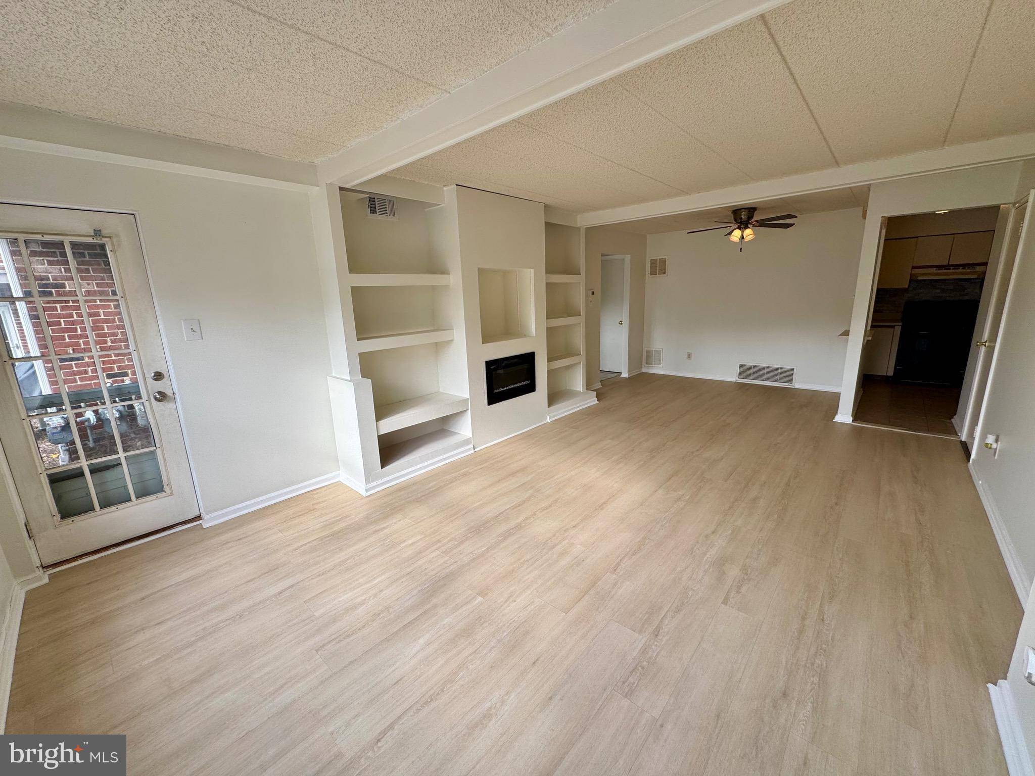 Elkins Park, PA 19027,703 VALLEY GLEN RD #CONDO 274