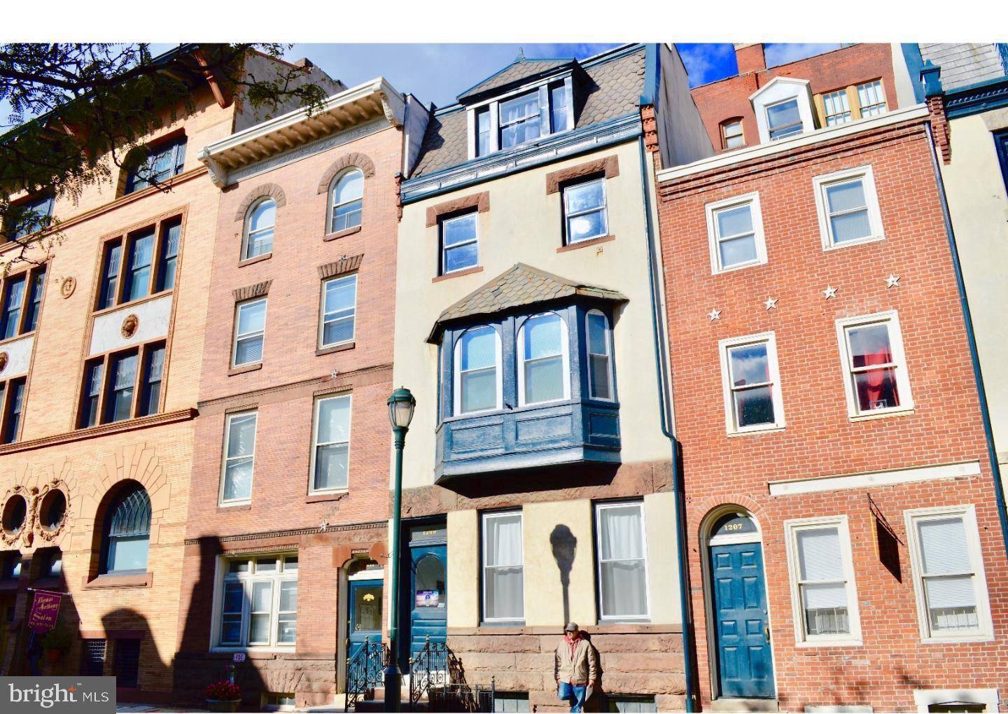 Philadelphia, PA 19107,1203 LOCUST ST #2F