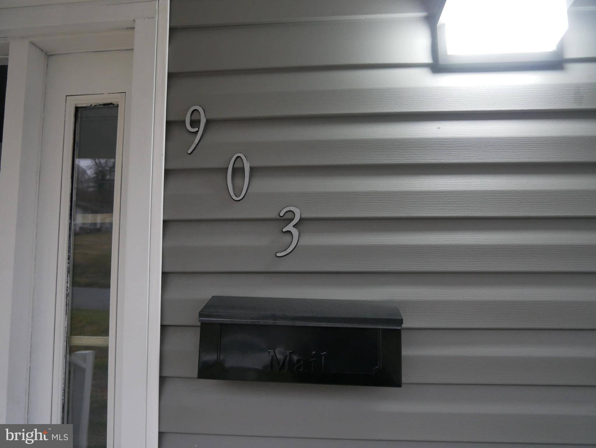 Coal Township, PA 17866,903 W SPRUCE ST