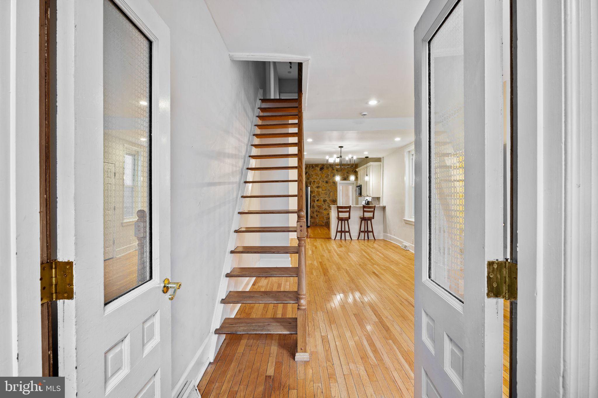 Philadelphia, PA 19146,2438 CARPENTER ST