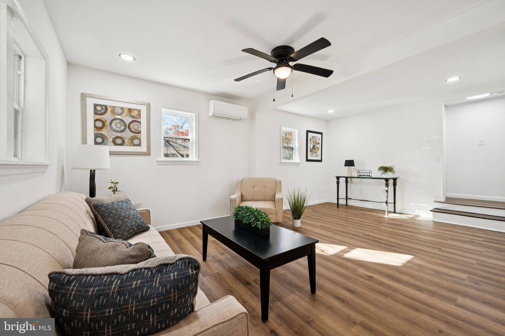 Williamstown, NJ 08094,100 STAGE COACH RD