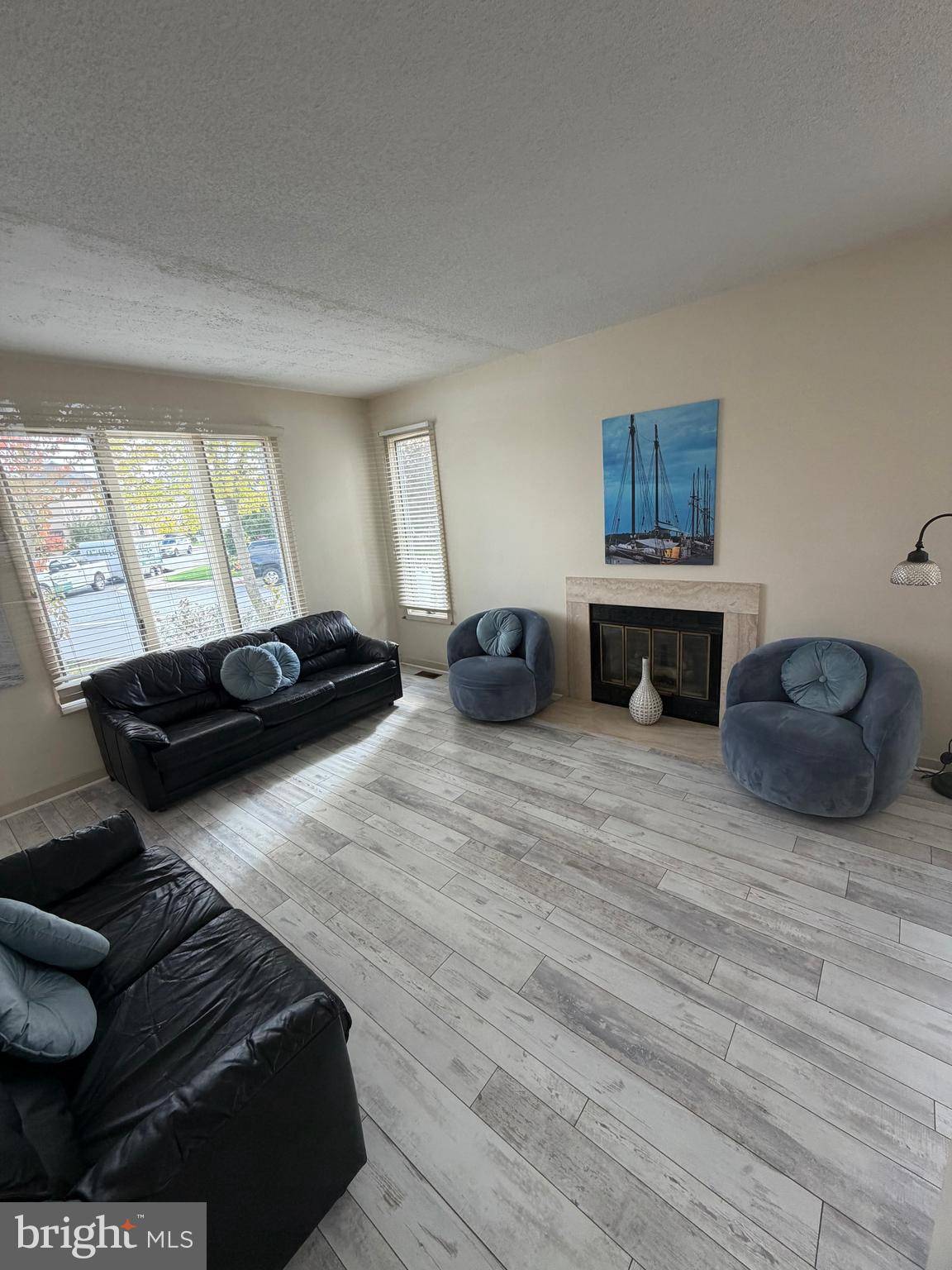 Margate City, NJ 08402,33 SEASIDE CT