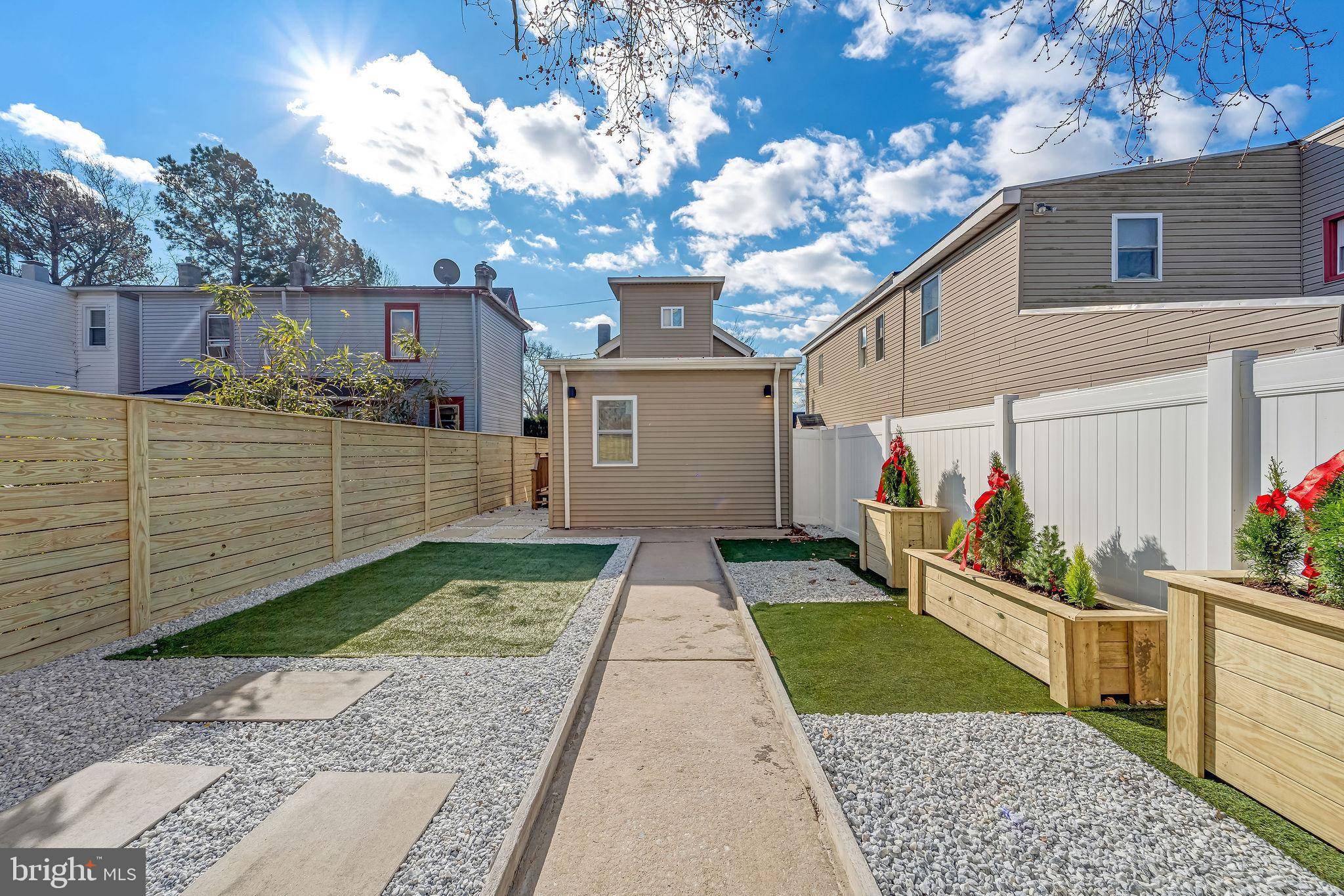 Gloucester City, NJ 08030,921 RIDGEWAY ST