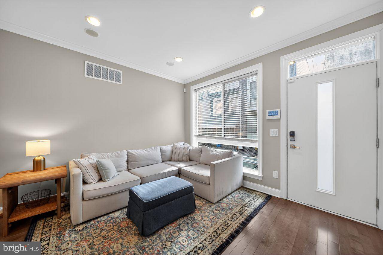 Philadelphia, PA 19146,2247 WILDER ST