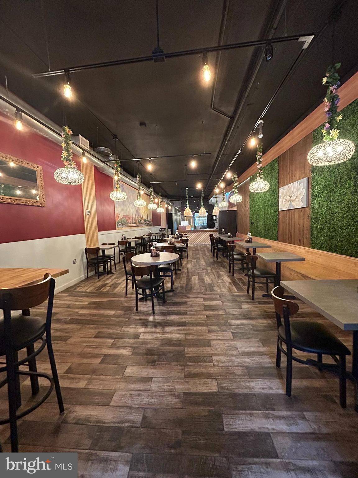 Philadelphia, PA 19123,809 N 2ND ST