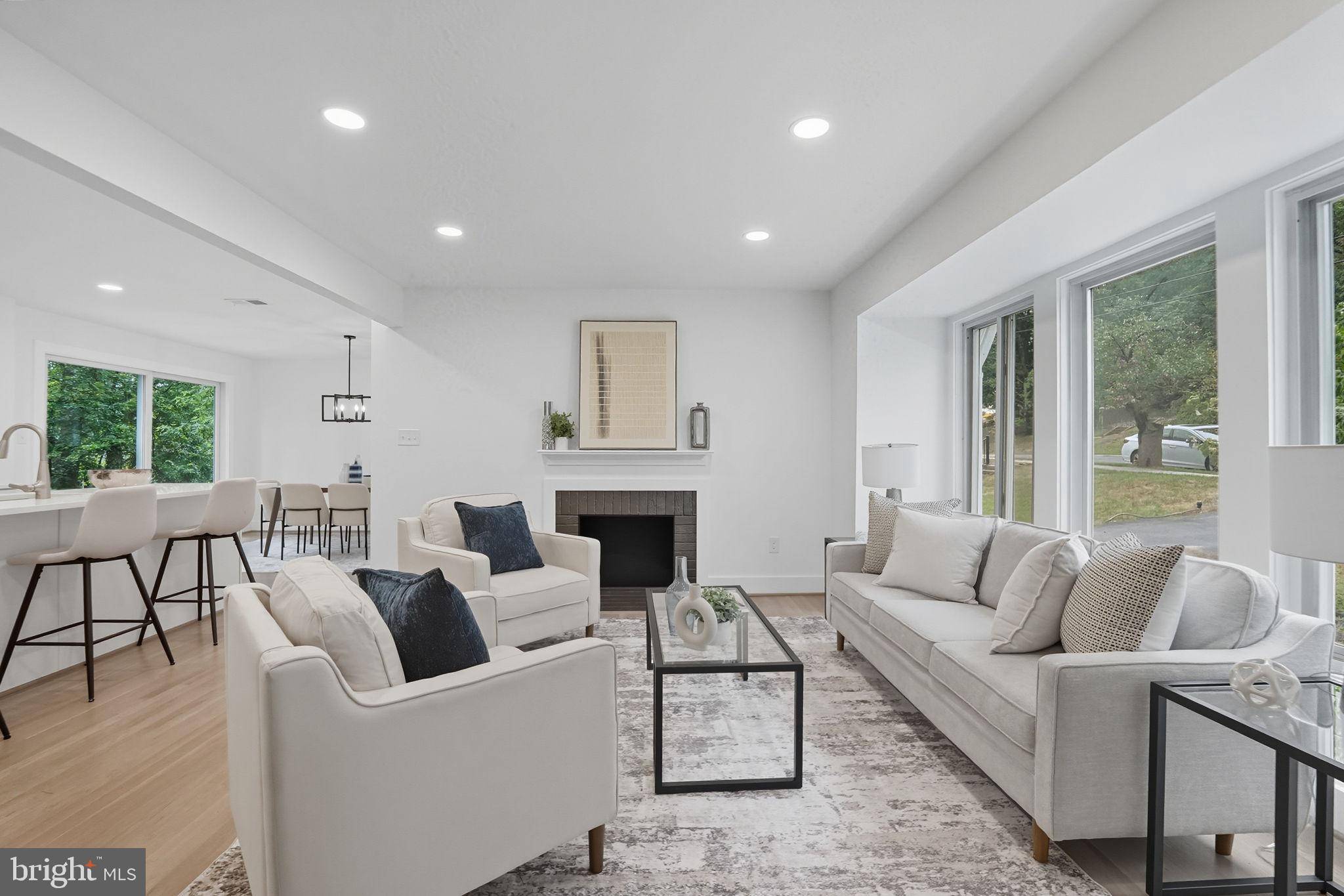 Alexandria, VA 22304,492 N LATHAM ST