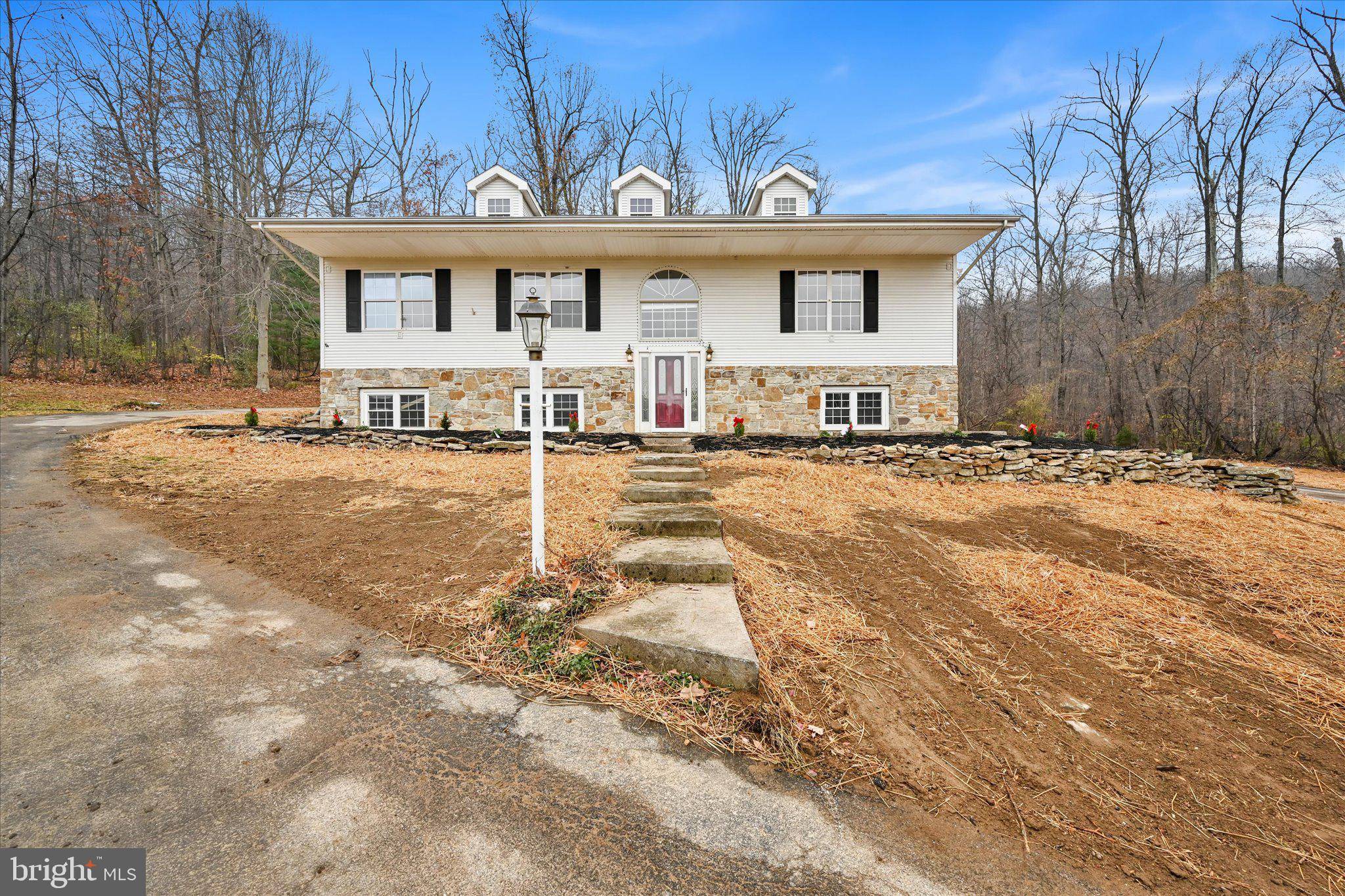 Hanover, PA 17331,7962 WOODLAND DR