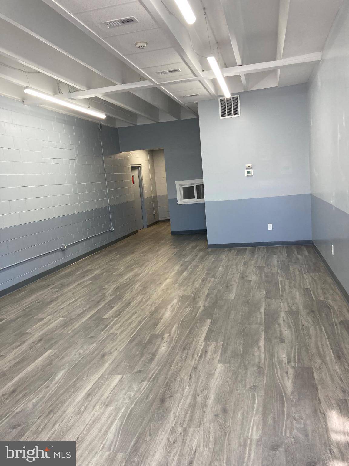 Vineland, NJ 08360,422 W LANDIS AVE