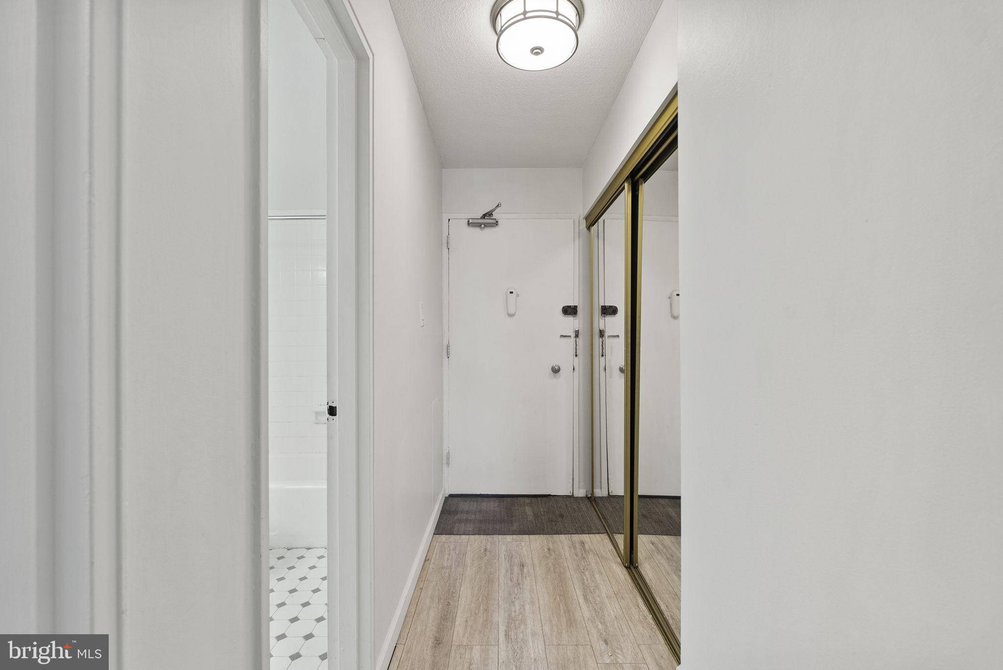 Arlington, VA 22204,4600 S FOUR MILE RUN DR S #139