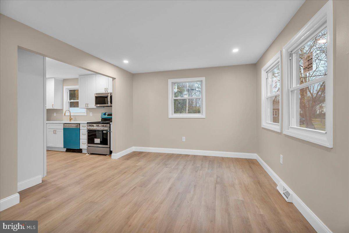 Clayton, NJ 08312,196 JERRYS AVE