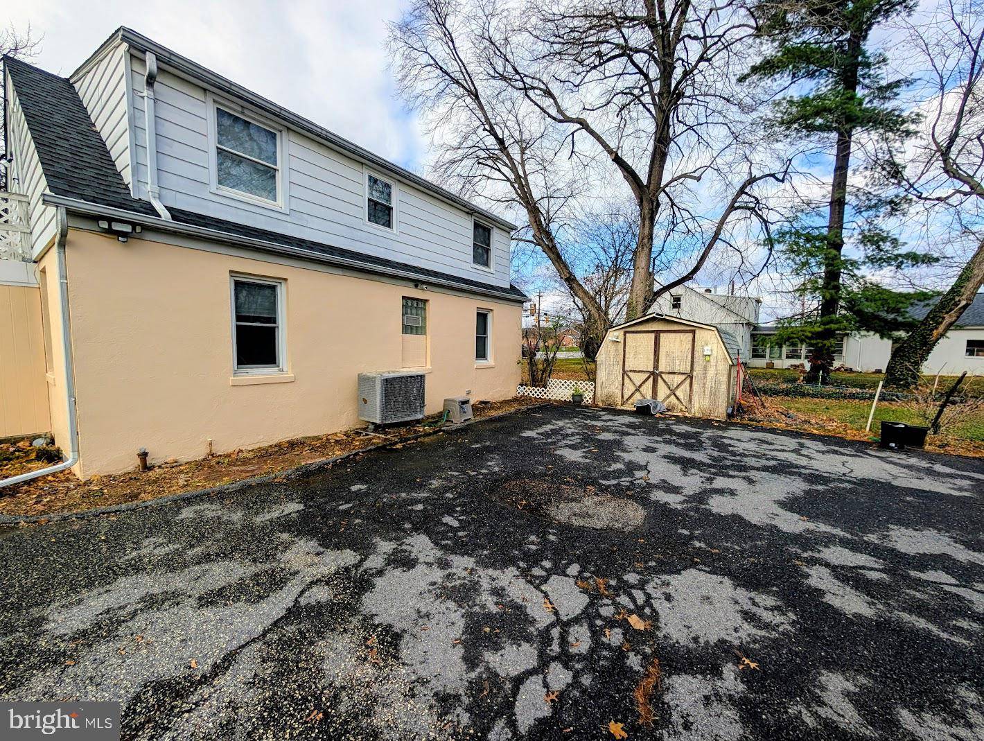 Mechanicsburg, PA 17050,530 HOGESTOWN ROAD